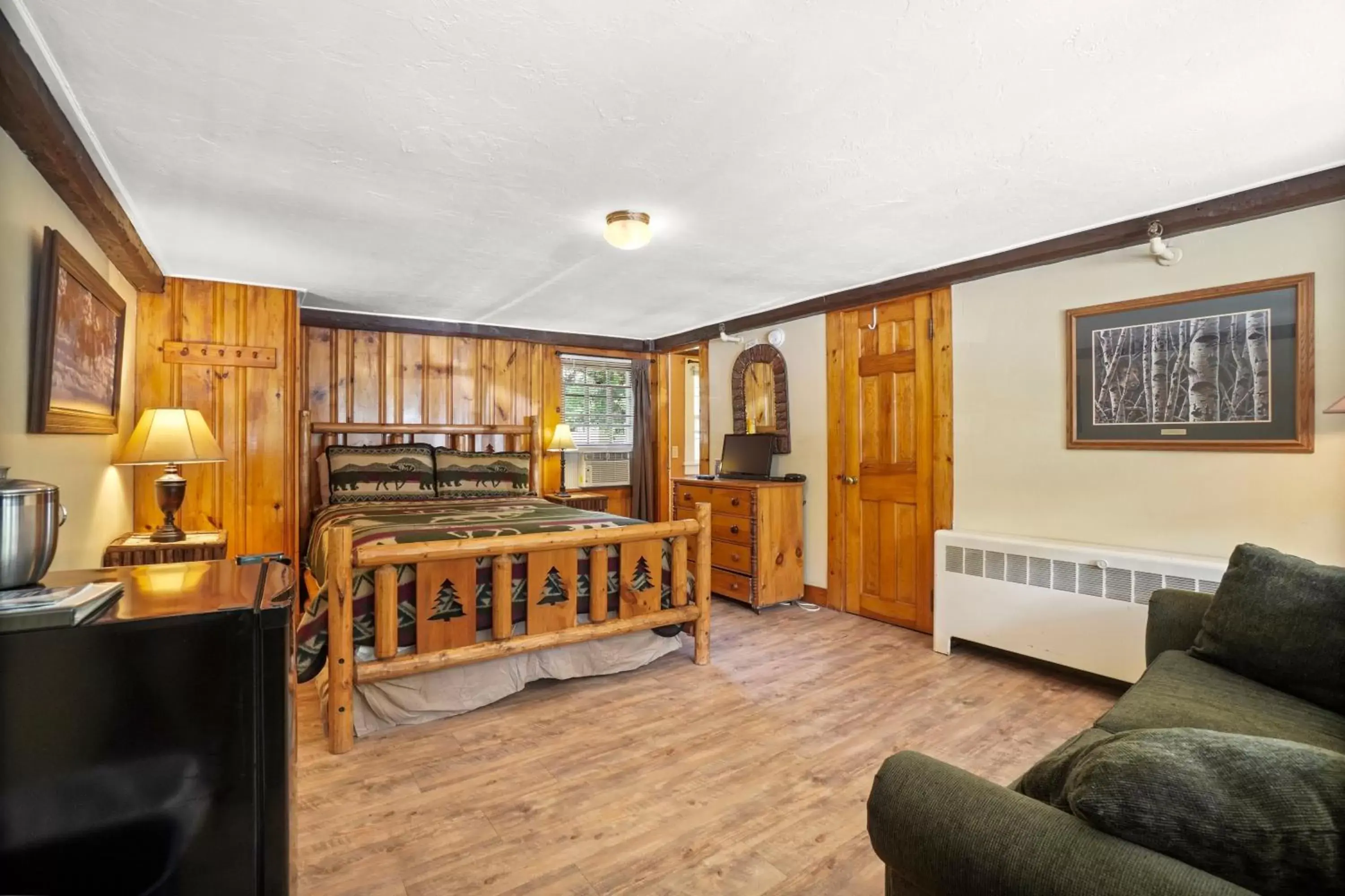 Bedroom in Whitney's Inn