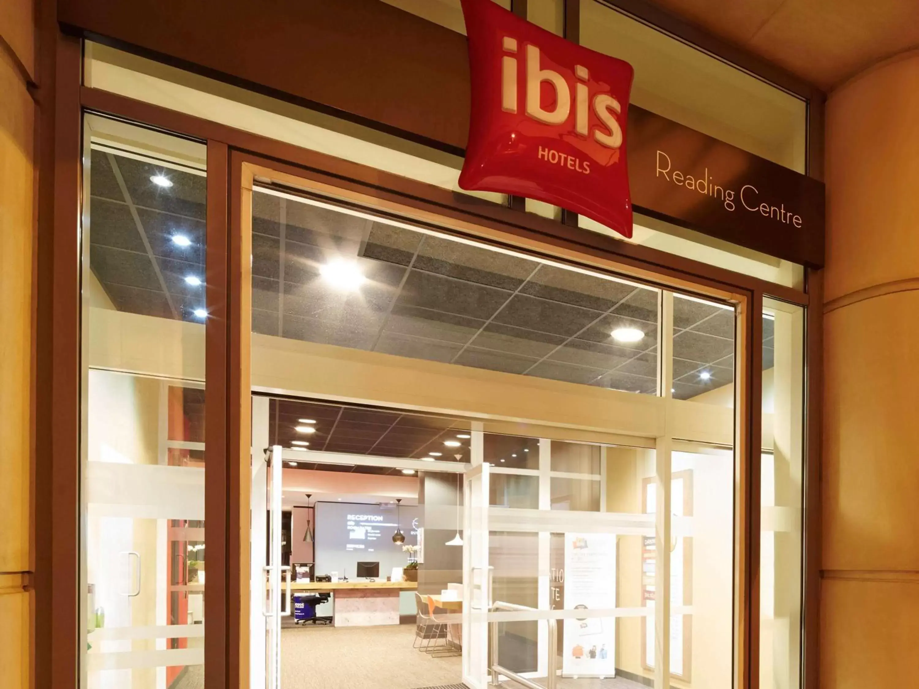 Property building in ibis Reading Centre