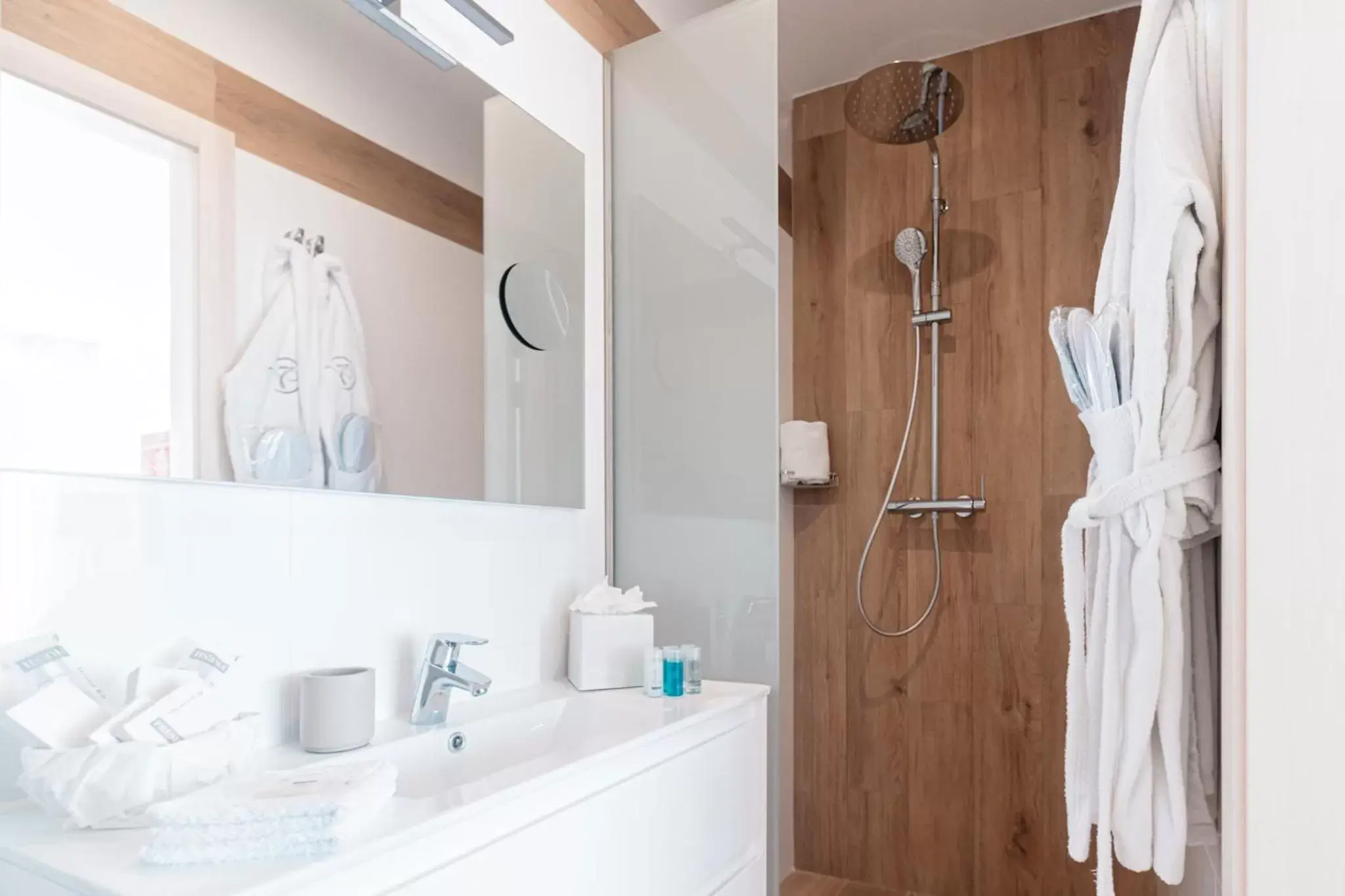 Bathroom in Palazzo Violetta Boutique Hotel