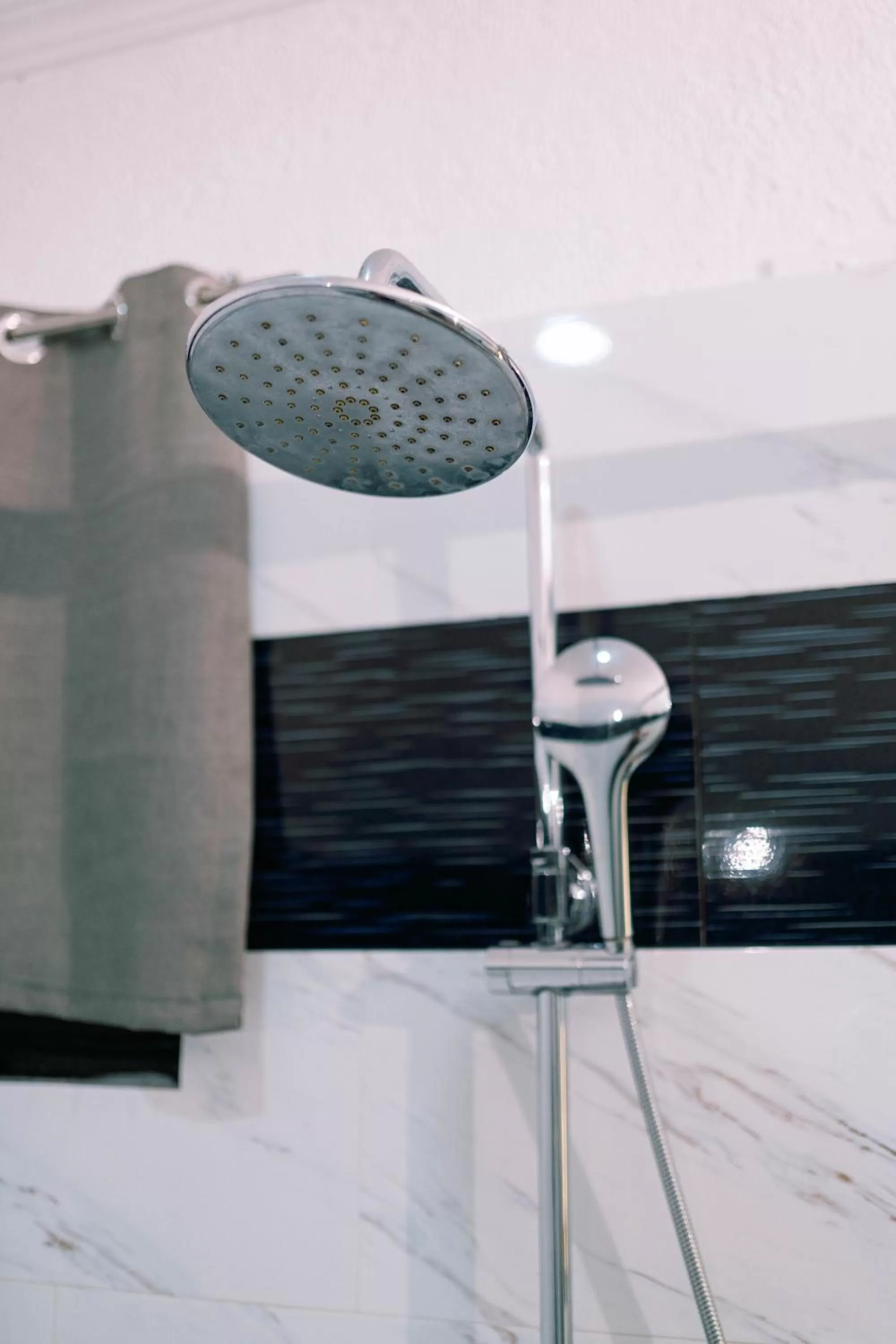 Shower in 3 Peaks Resort & Boutique Hotel