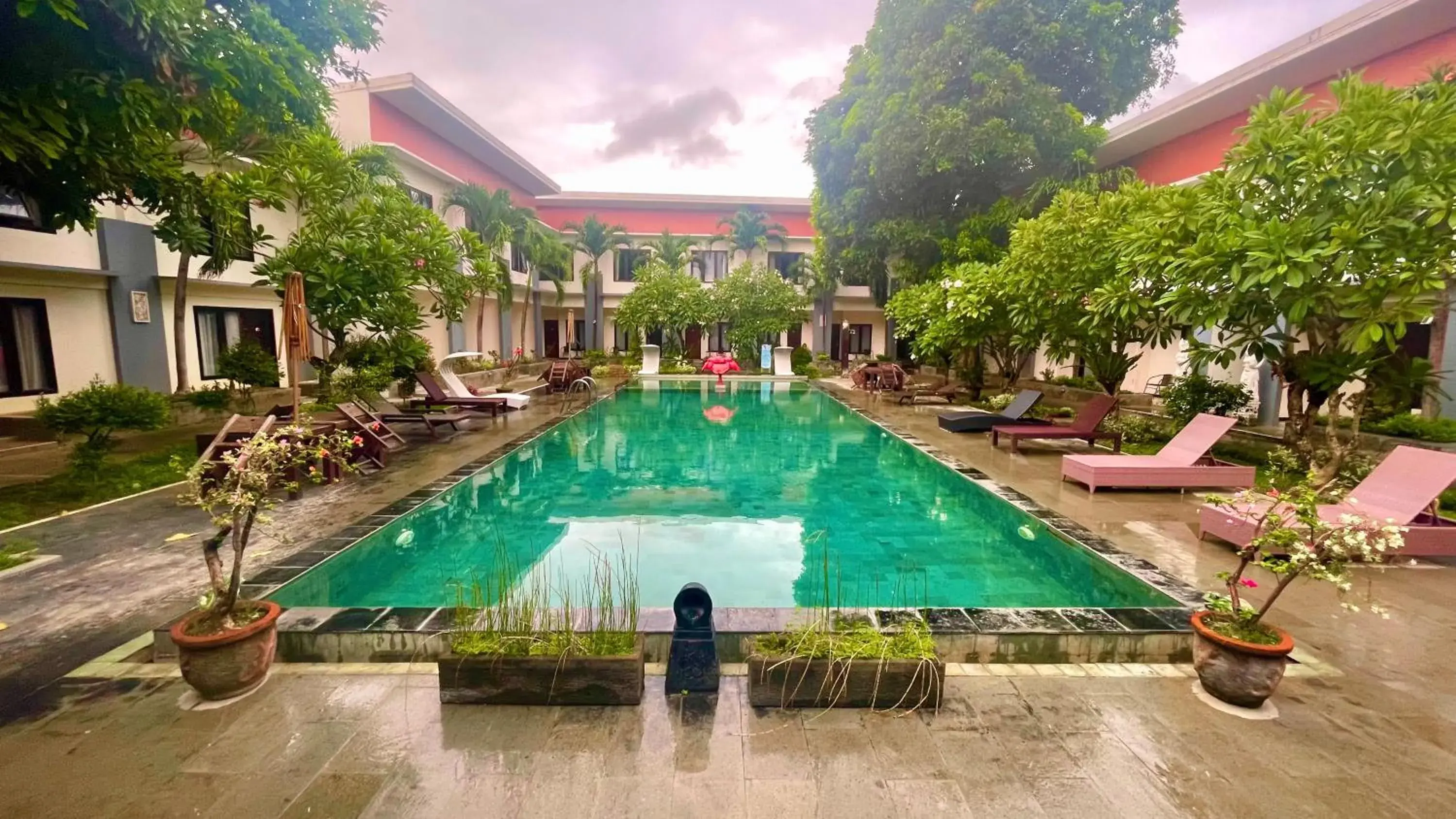 Property building, Swimming Pool in Ozz Hotel Kuta Bali