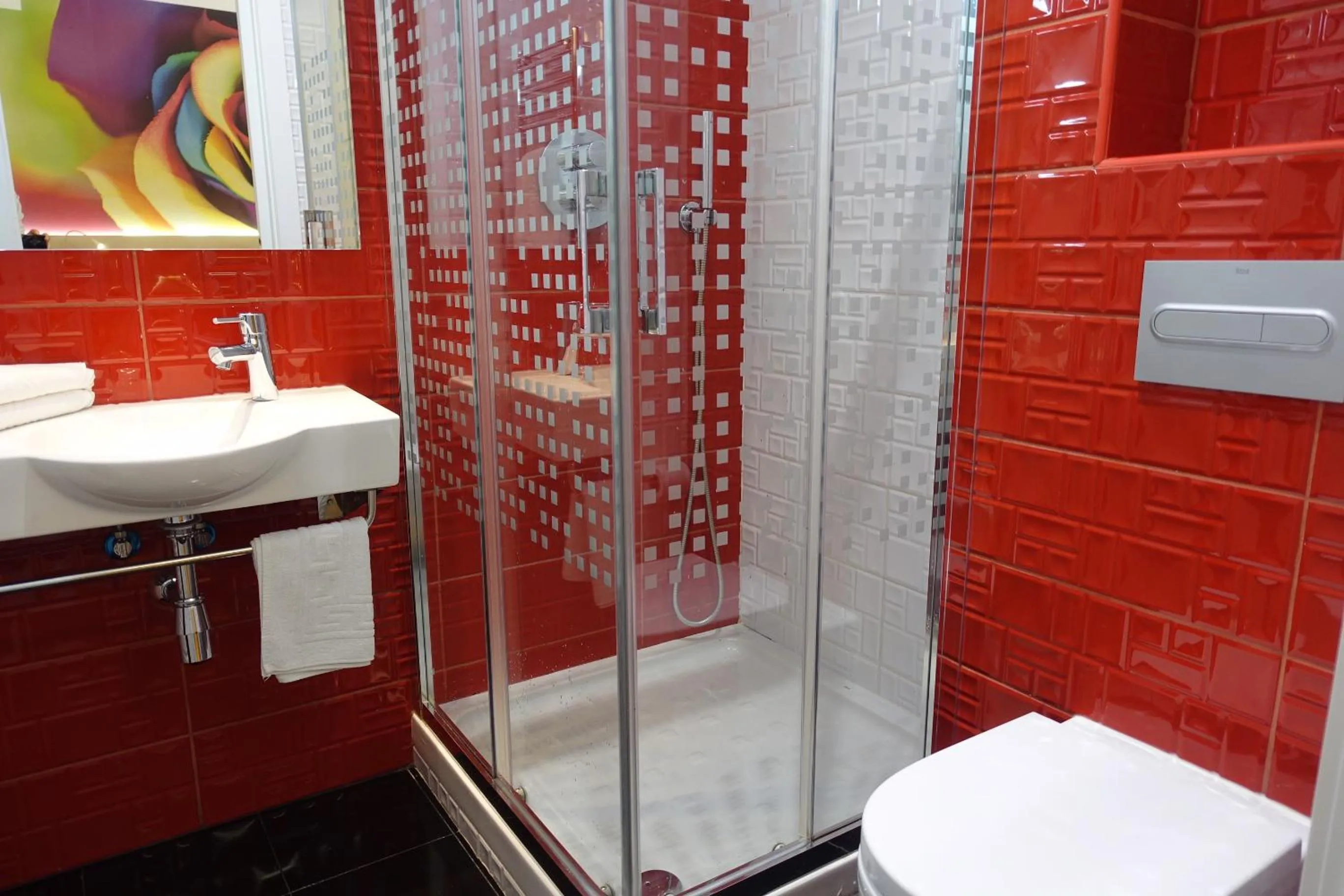 Bathroom in Hostal Abadia Madrid