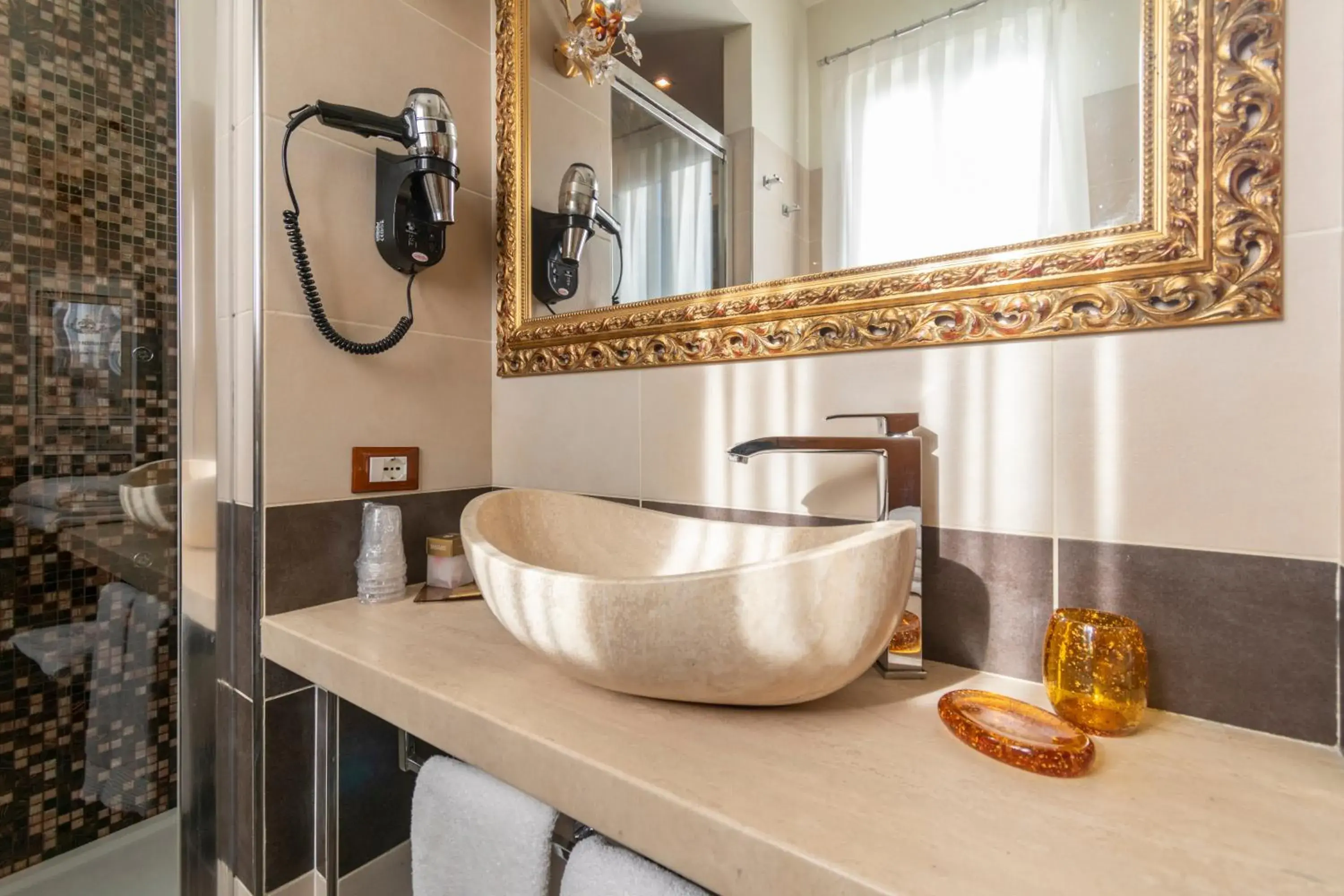 Bathroom in Hotel Villa Tiziana