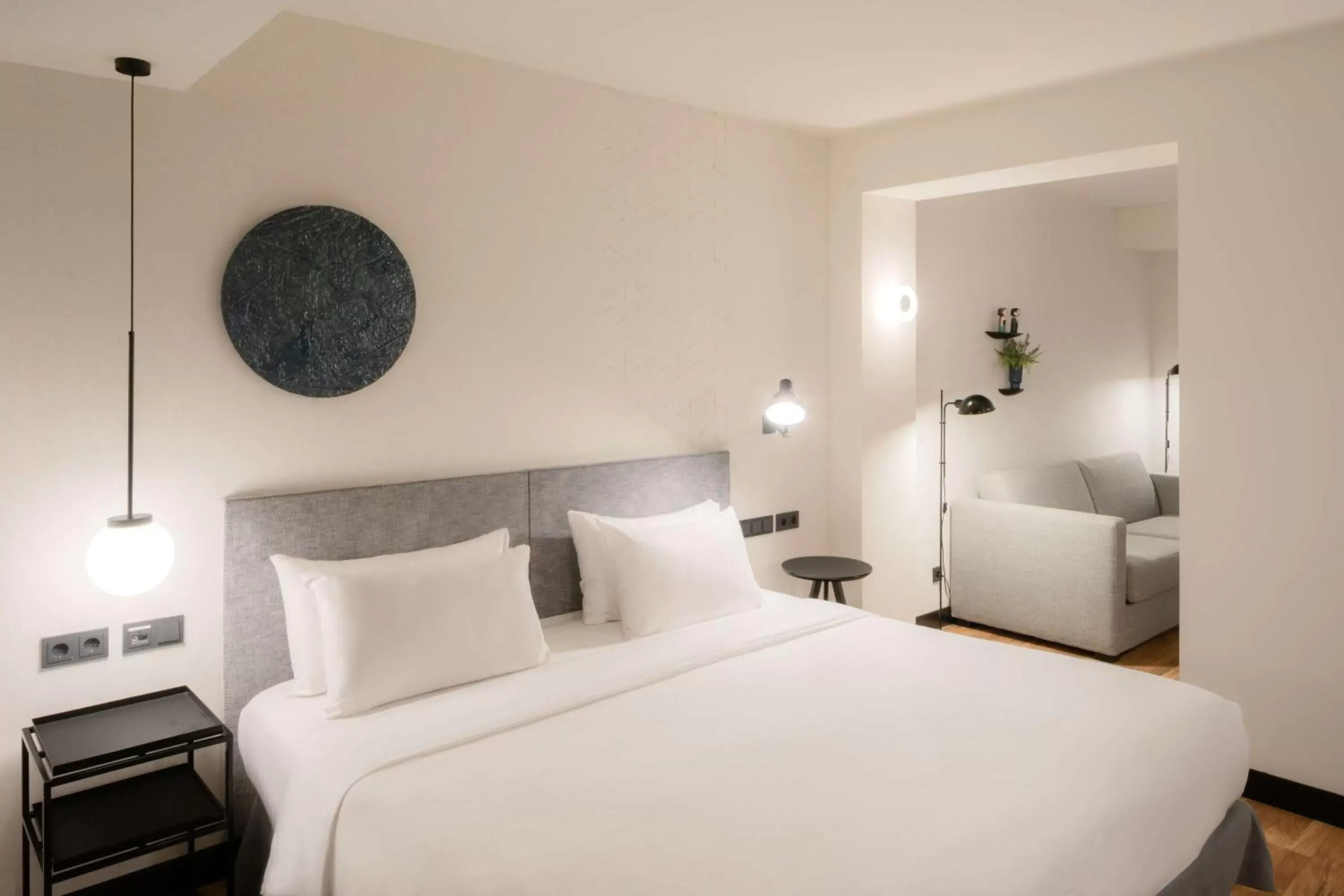 Bedroom, Bed in Radisson Blu 1882 Hotel, Barcelona Sagrada Familia