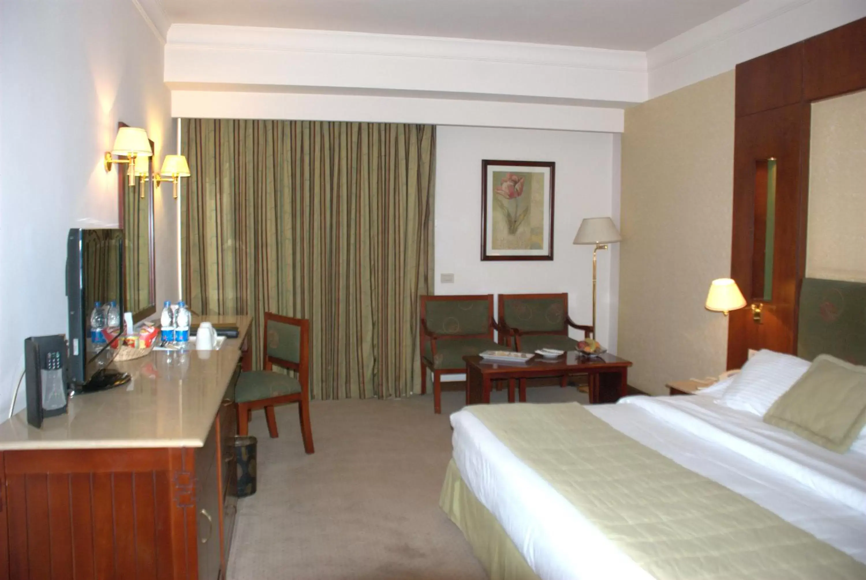 Photo of the whole room in Safir Hotel Cairo