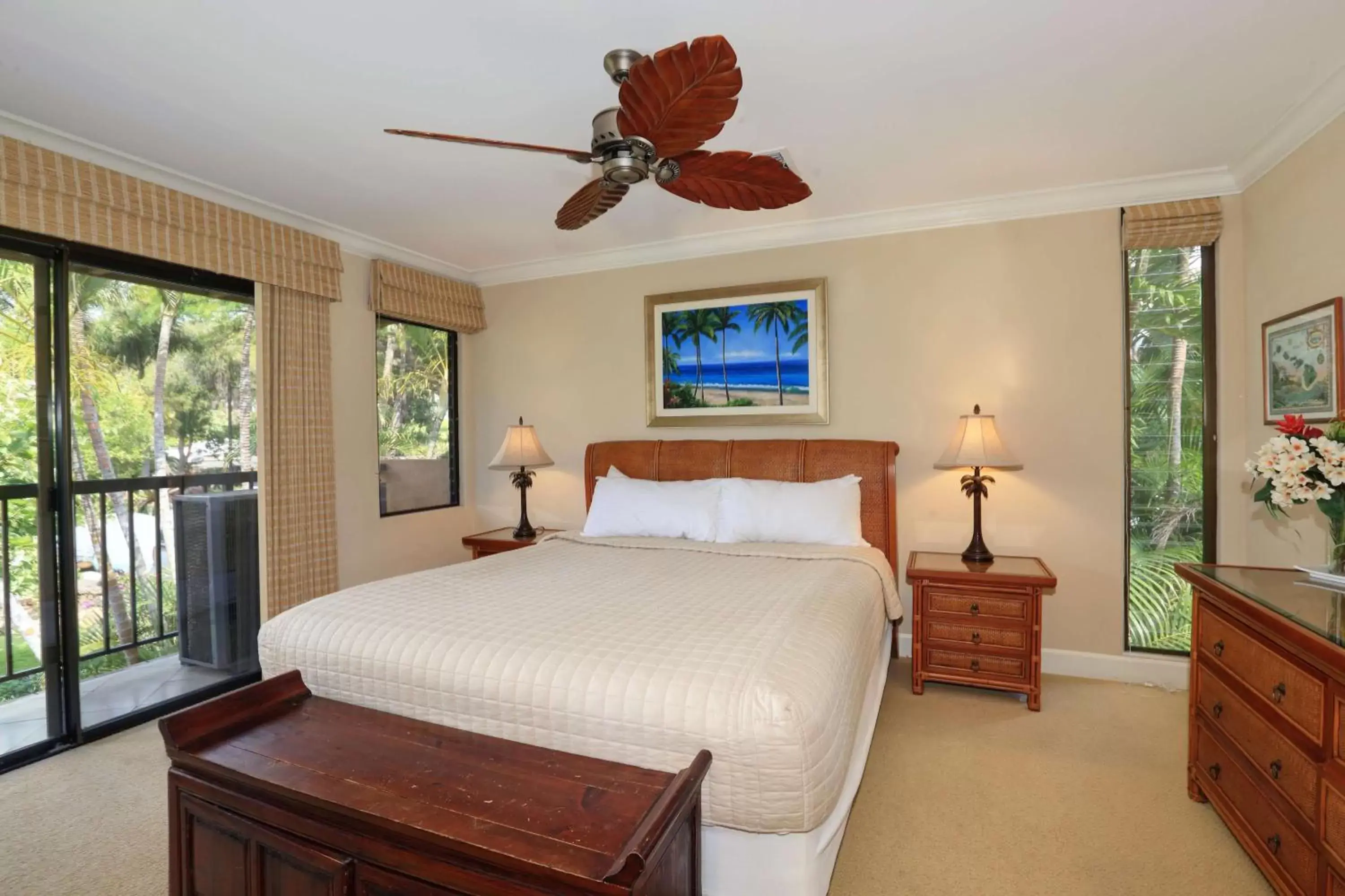 Photo of the whole room, Bed in Wailea Ekahi Village, a Destination by Hyatt Residence