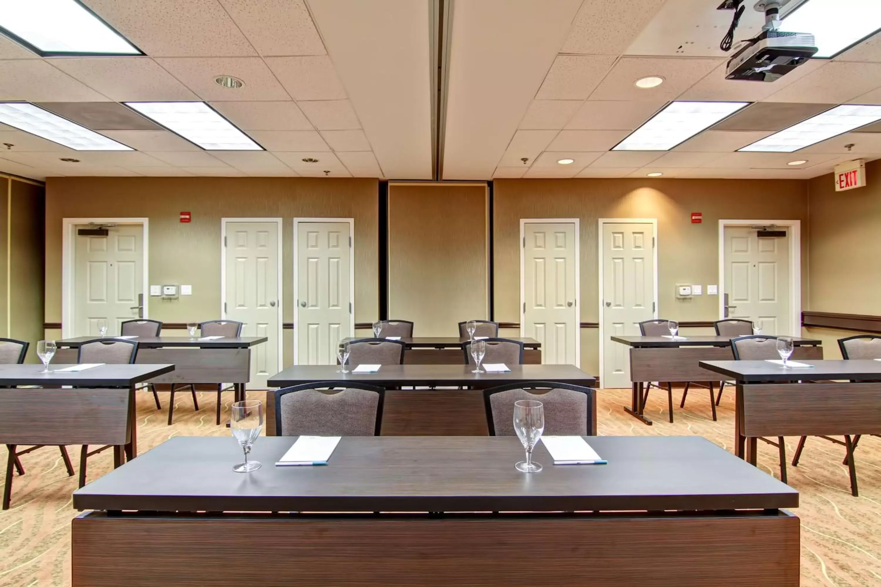 Meeting/conference room, Restaurant/Places to Eat in Homewood Suites Houston Kingwood Parc Airport Area