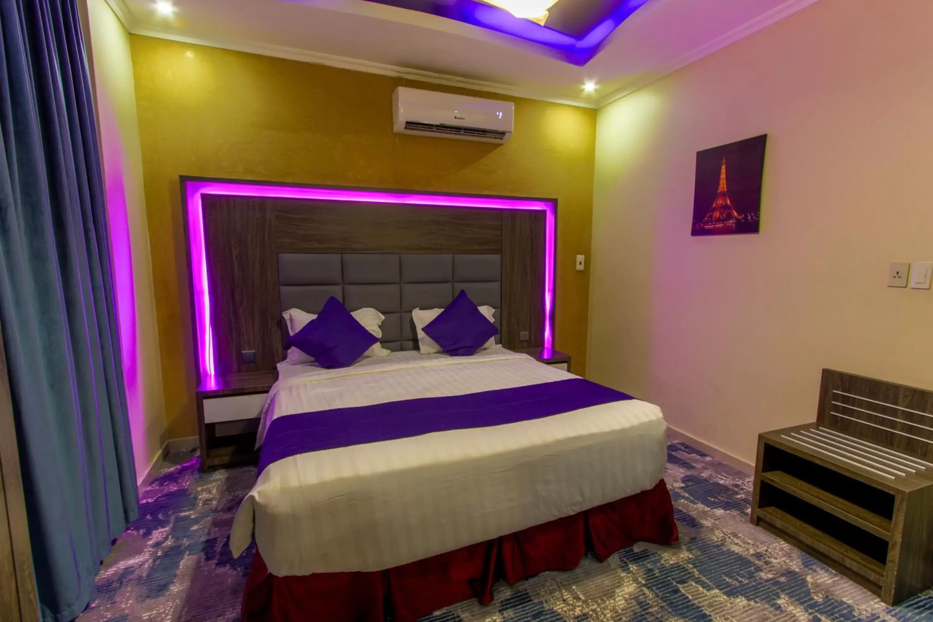 Bed in Maskan Al Dyafah Hotel Apartments 2