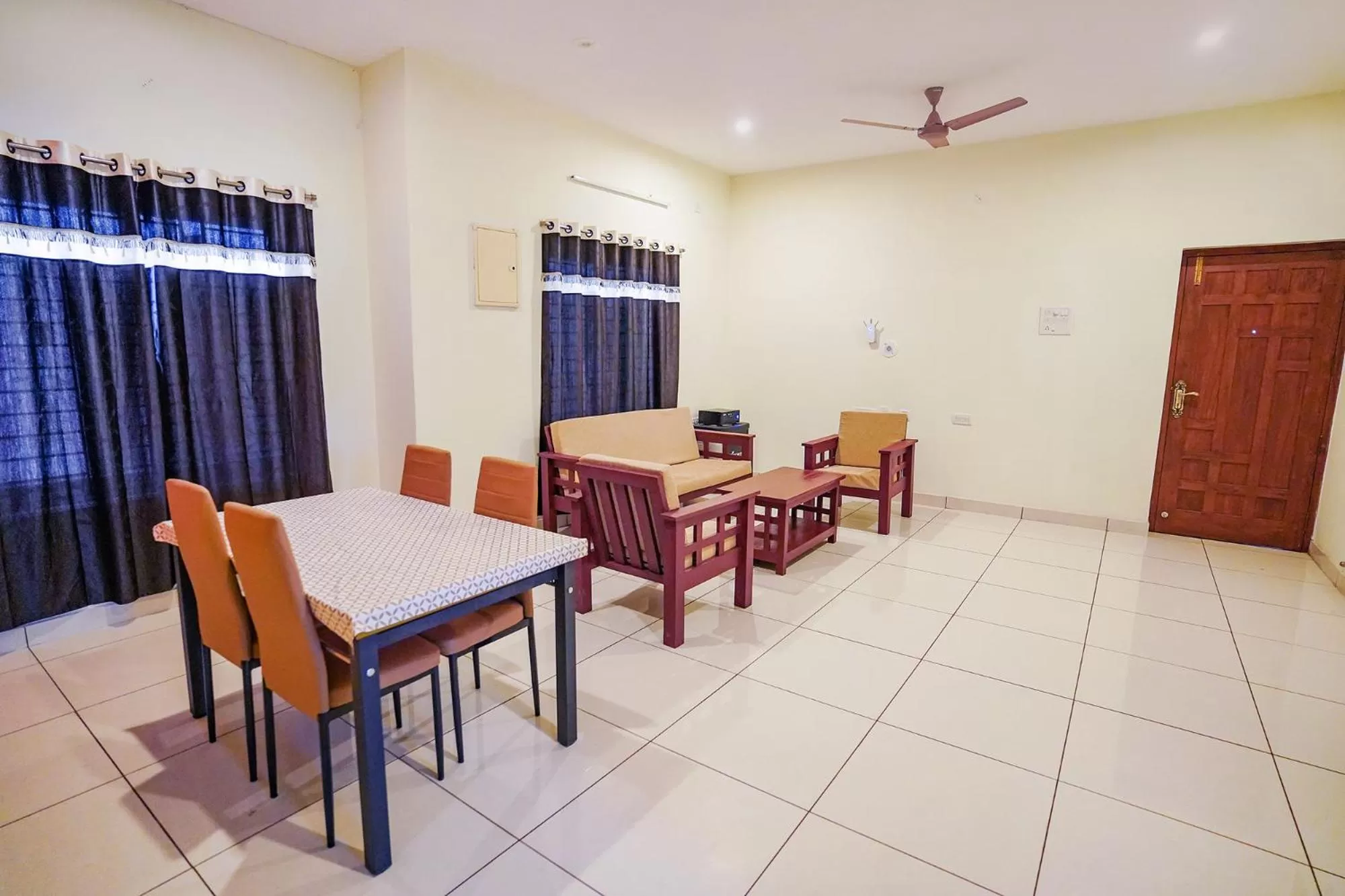Seating area, Dining Area in FabExpress Town Space Apartment