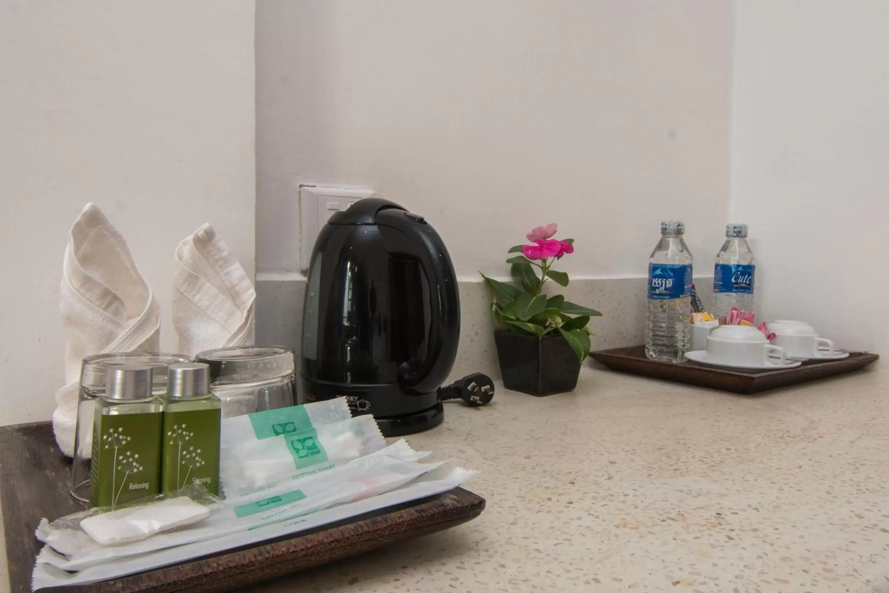 Bathroom, Coffee/Tea Facilities in Apsara Centrepole Hotel