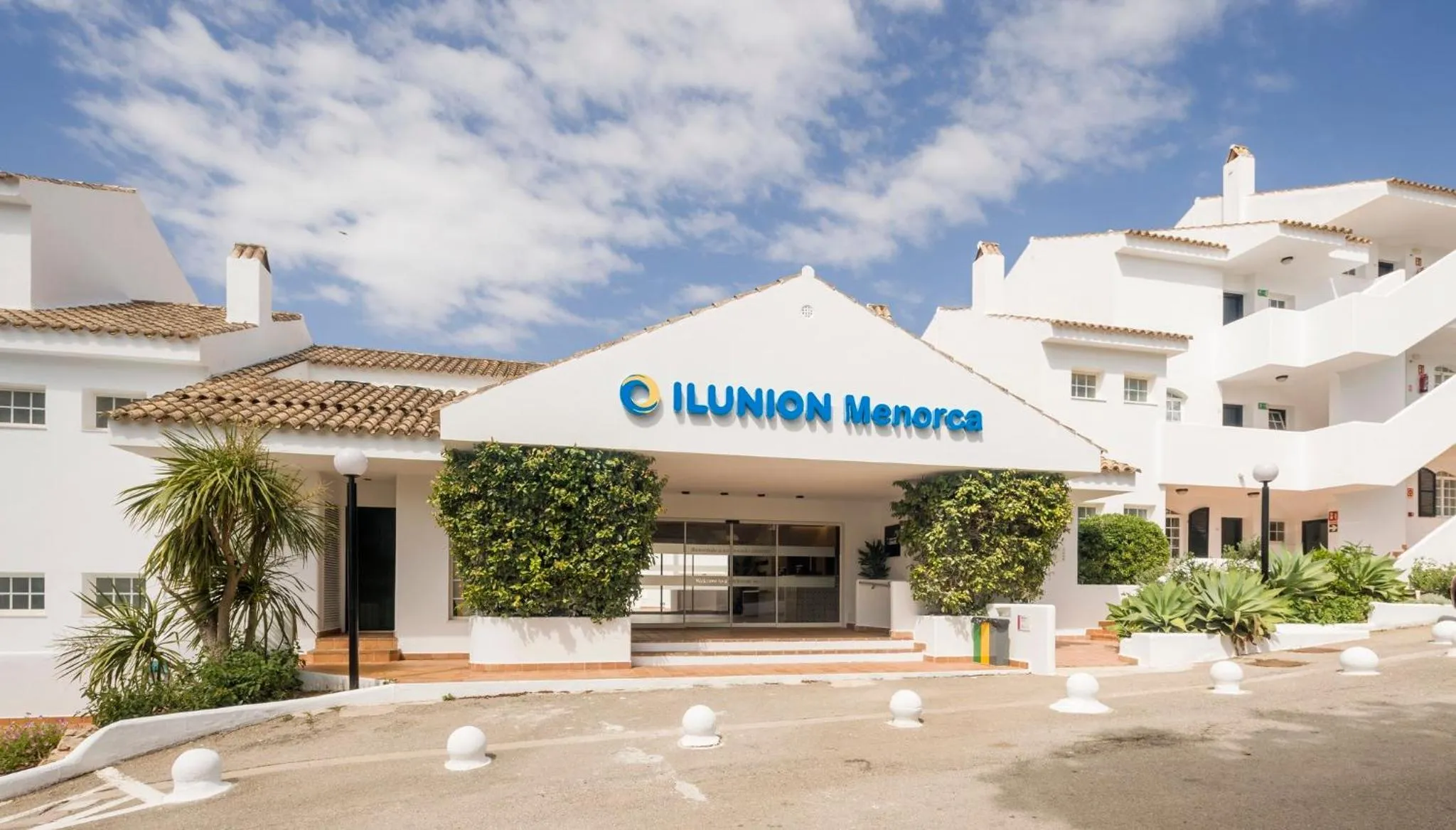 Property building in Ilunion Menorca