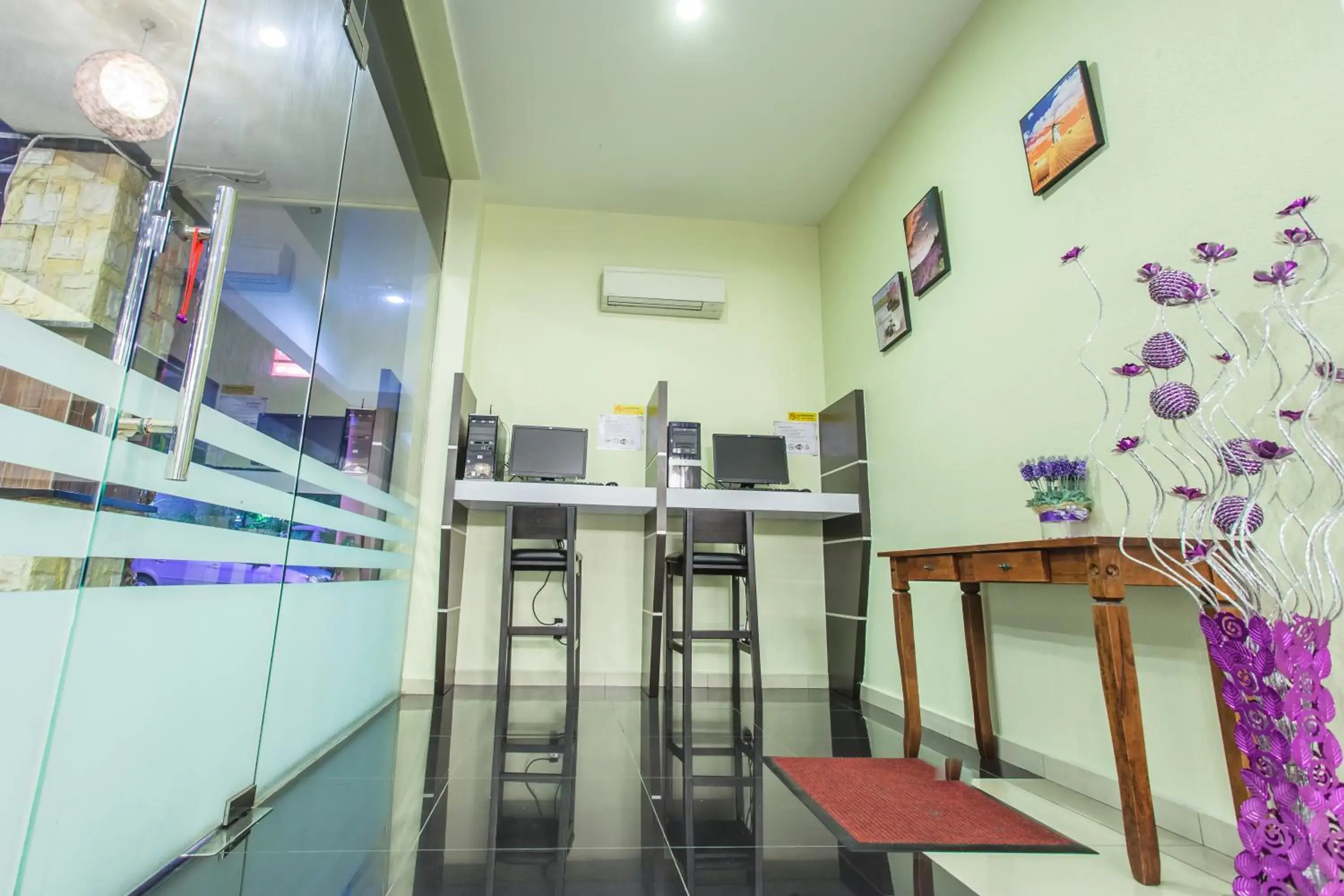 Business facilities in Lavender Inn Permas Jaya