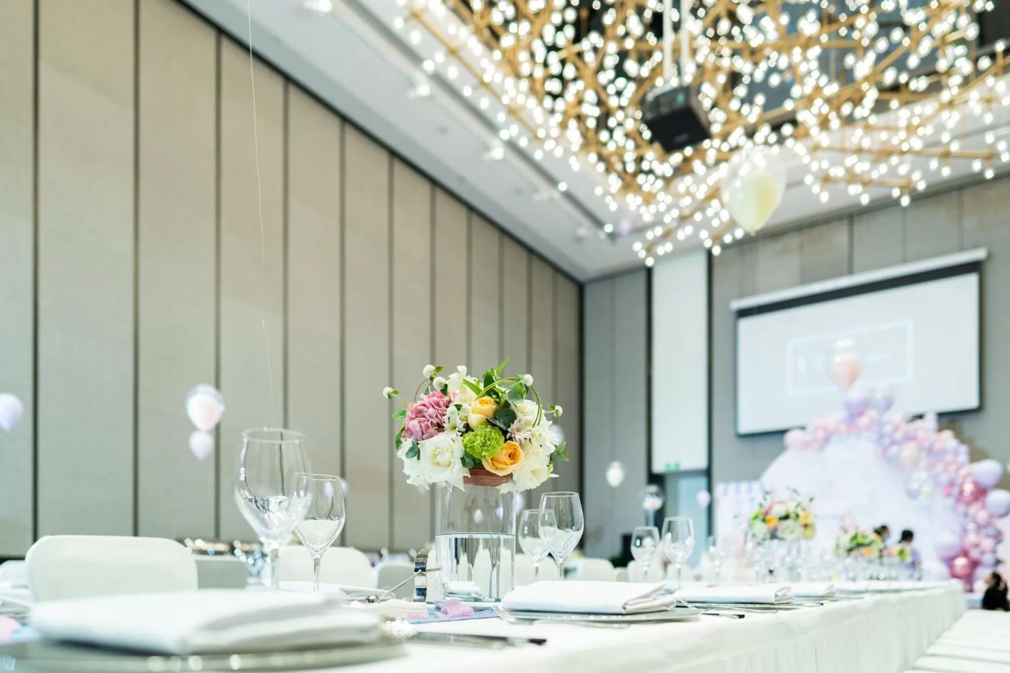 Meeting/conference room in Crowne Plaza Shenzhen Nanshan by IHG