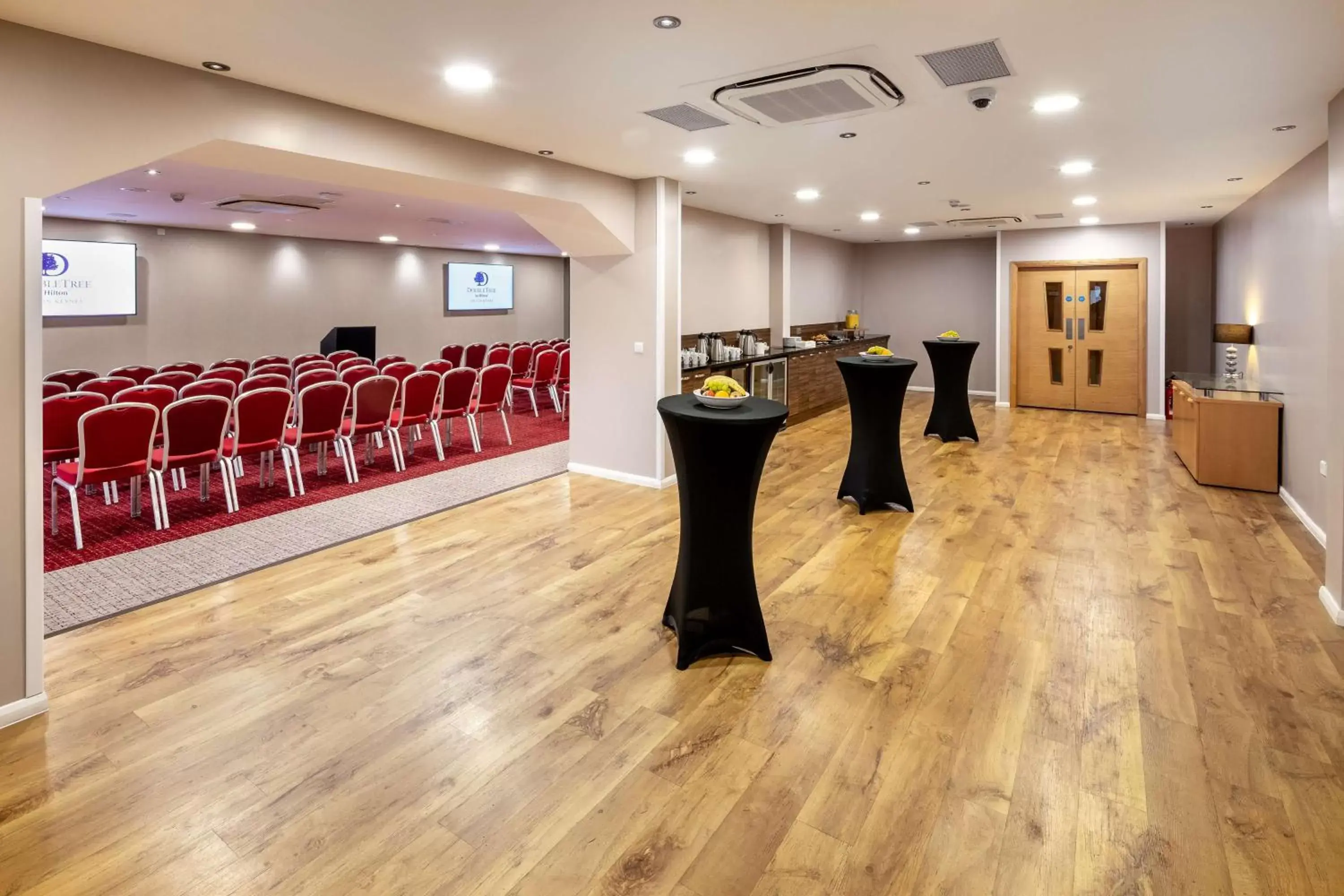 Meeting/conference room, Banquet Facilities in DoubleTree By Hilton Milton Keynes