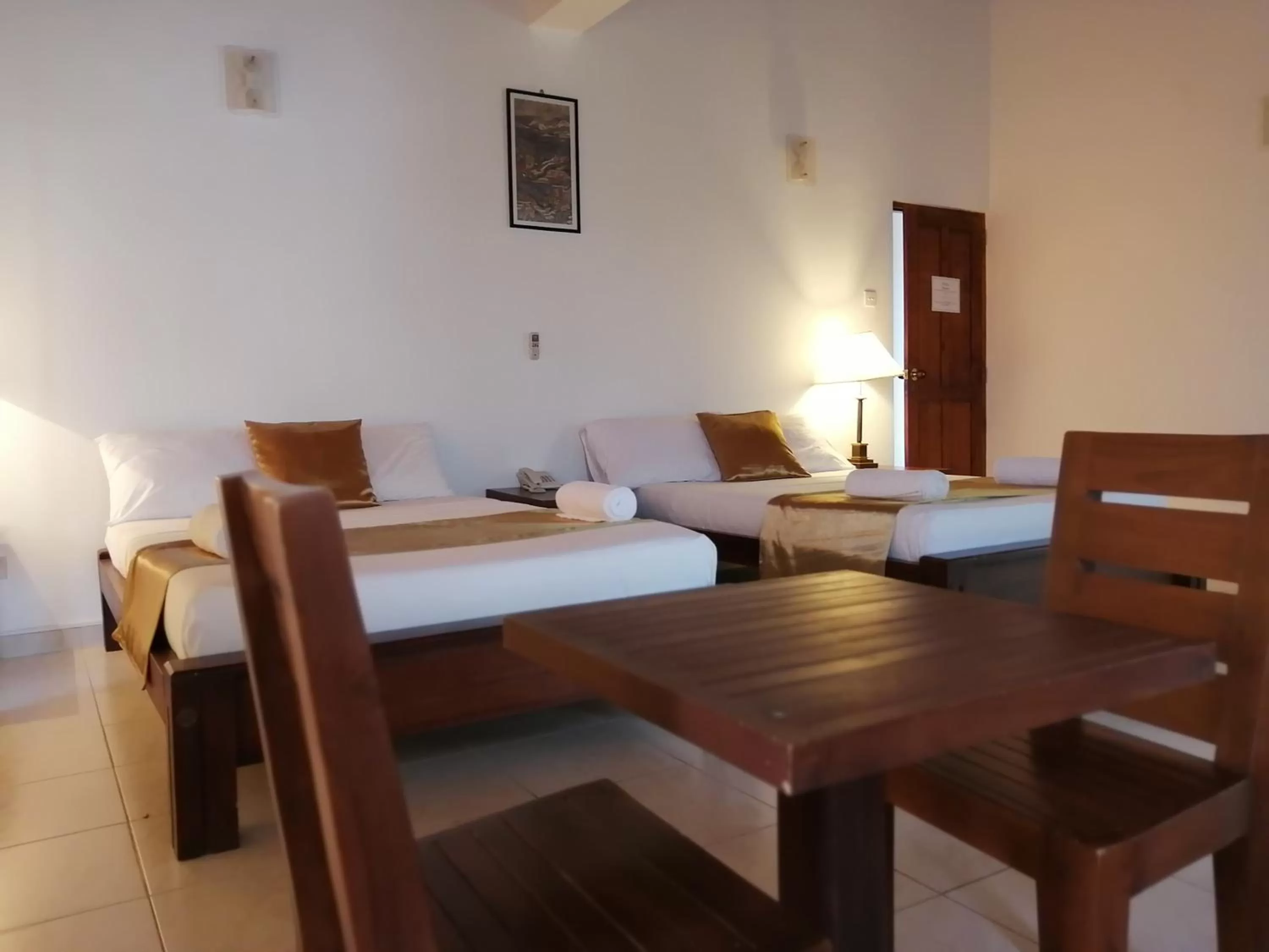 Dining Area in Kandy Unique Hotel