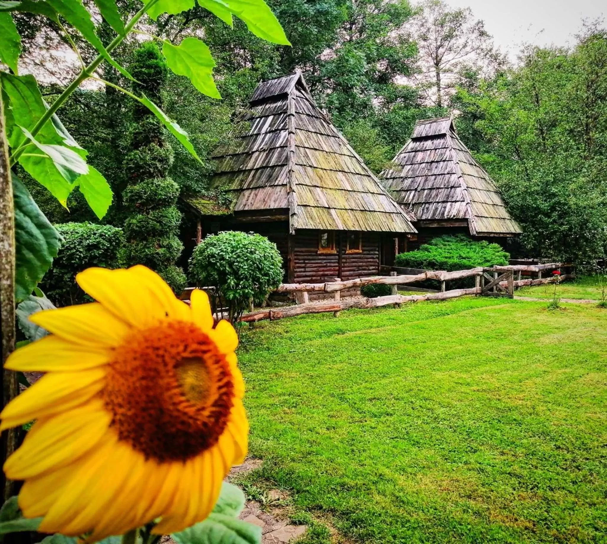 Property building in Kraljevsko selo Kotromanićevo