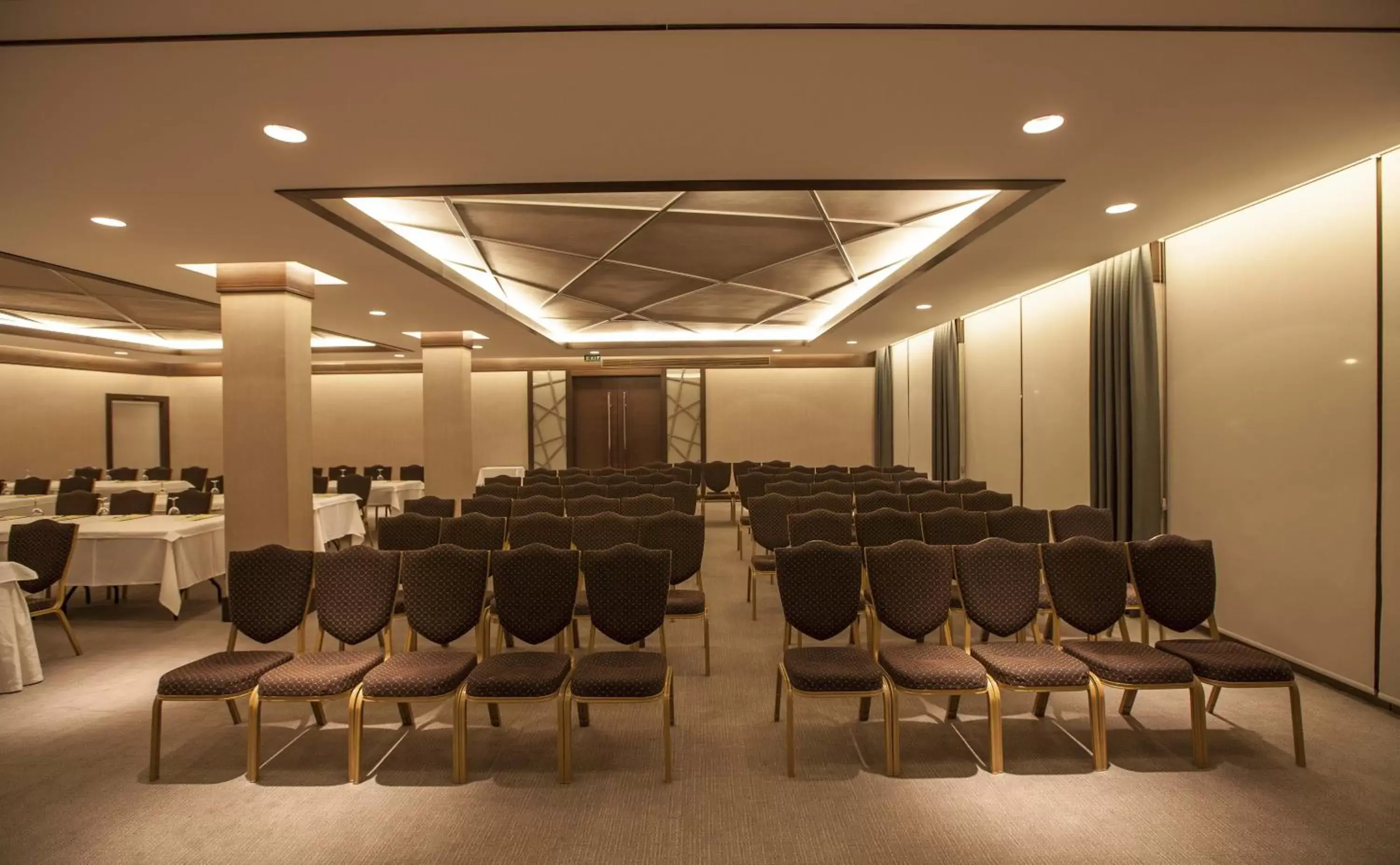 Business facilities in Grand Hotel Gaziantep