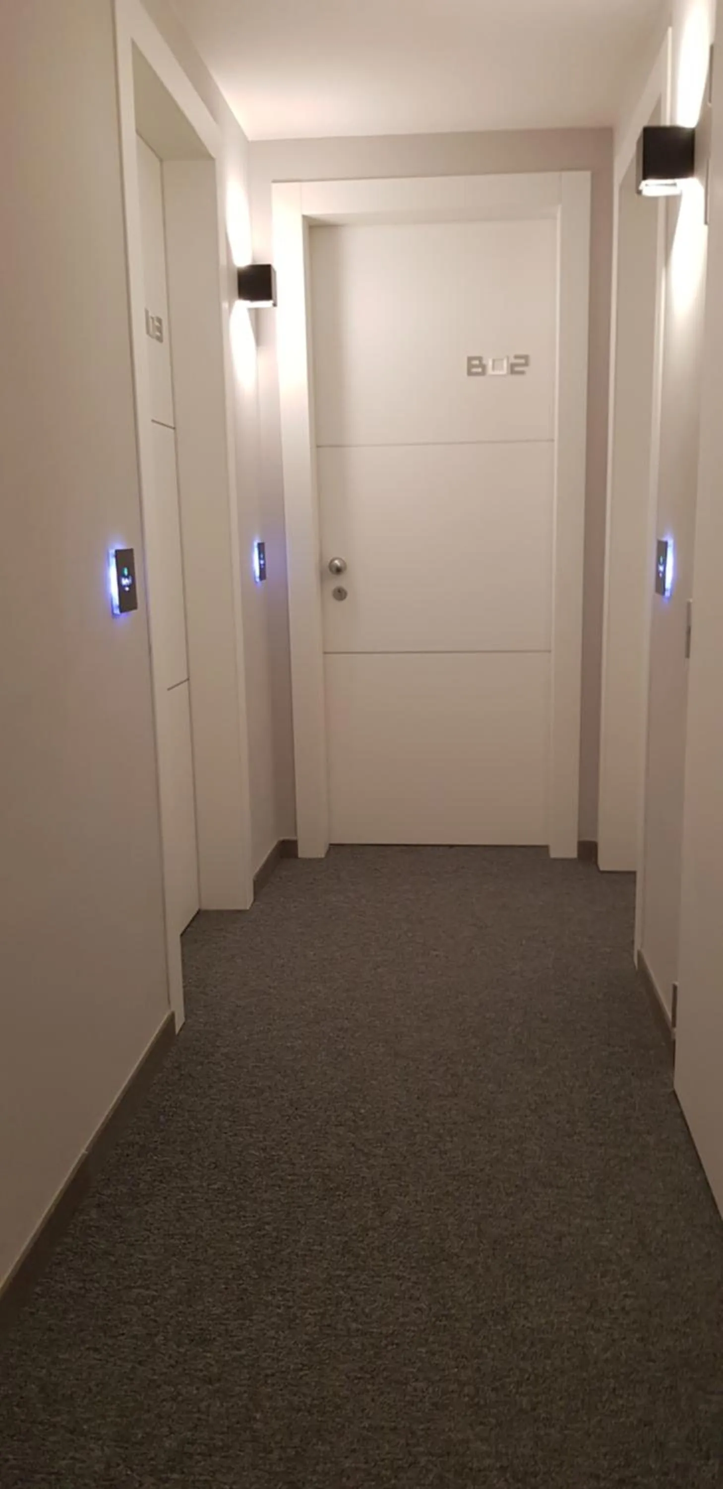 Logo/Certificate/Sign in Mathis