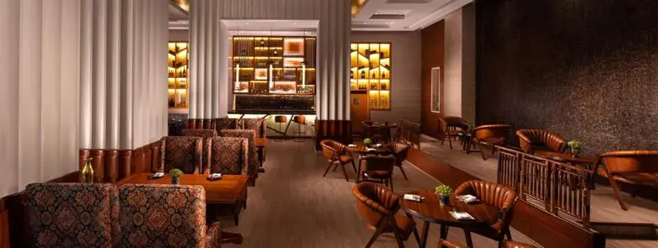 Restaurant/Places to Eat in Jaypee Vasant Continental