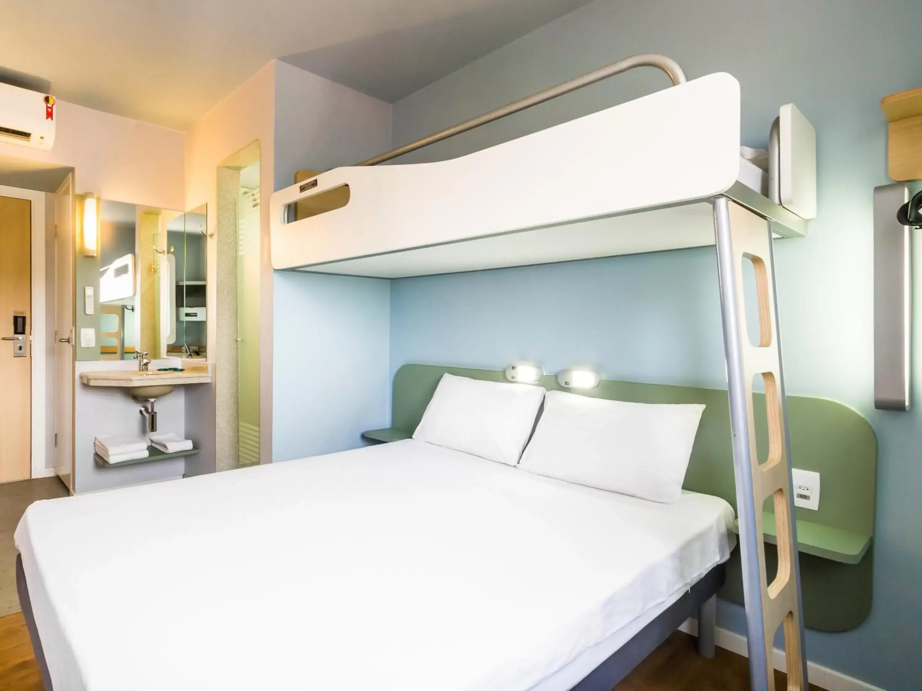 Bunk Bed in Ibis Budget Araraquara