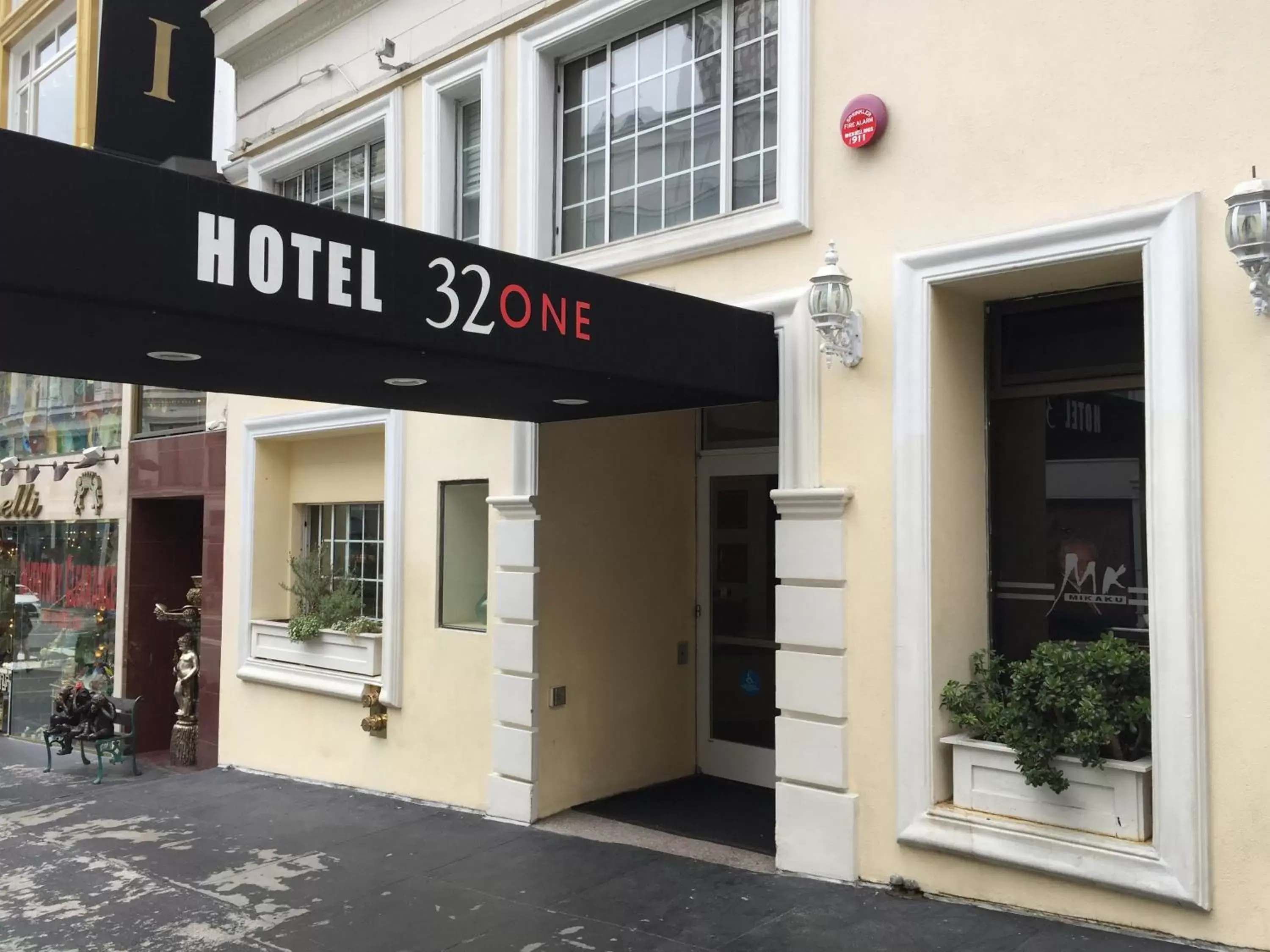 Facade/entrance in Hotel 32One