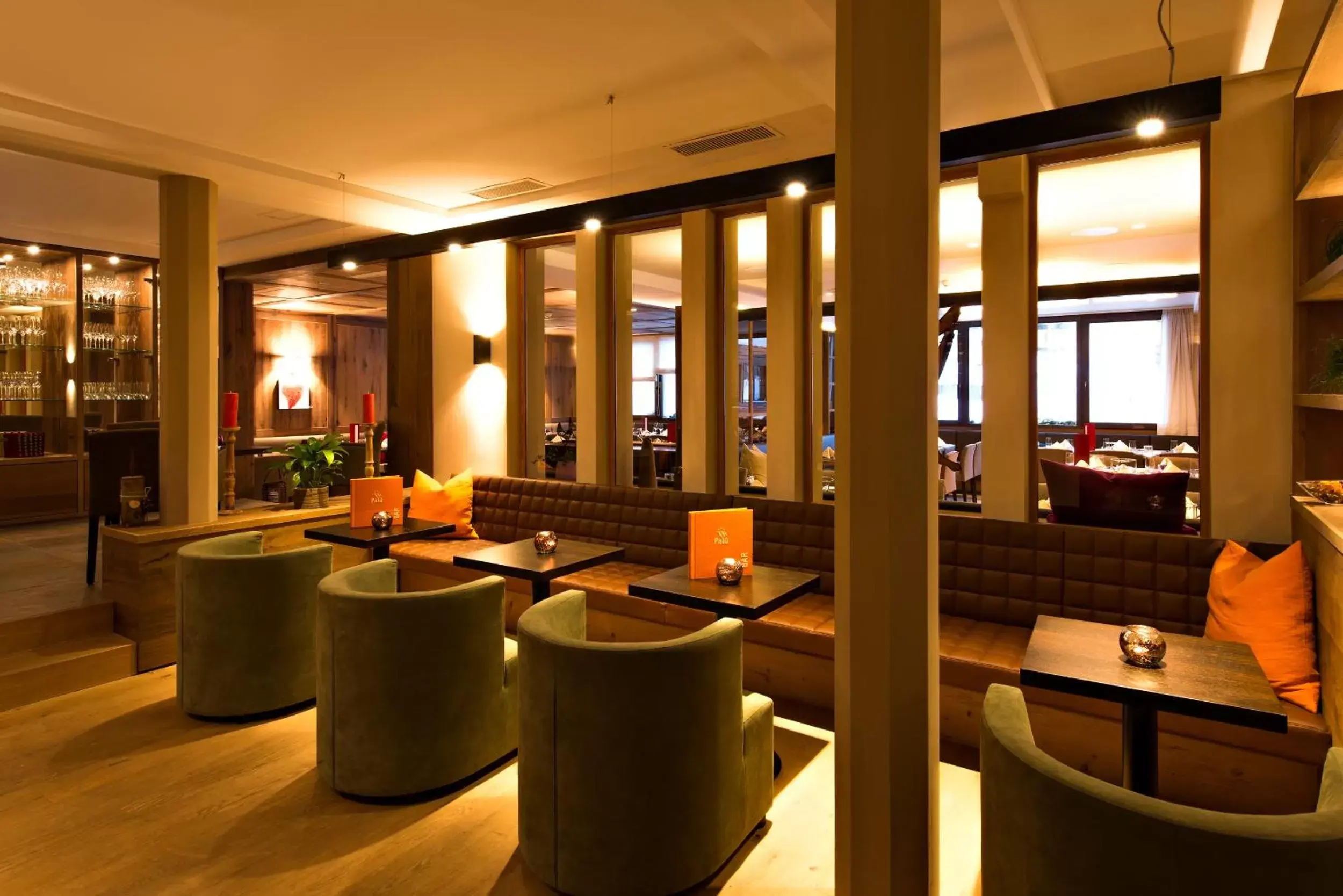 Restaurant/places to eat, Lounge/Bar in Hotel Palü