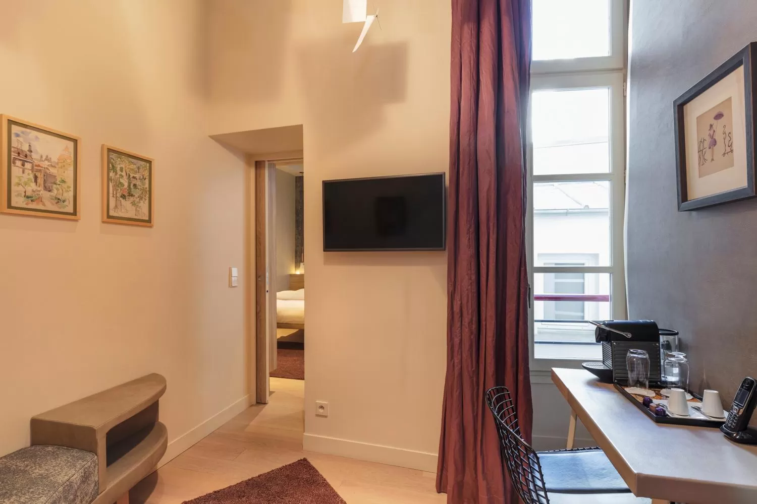 Coffee/tea facilities in Hôtel de Lille - Saint-Germain des Près