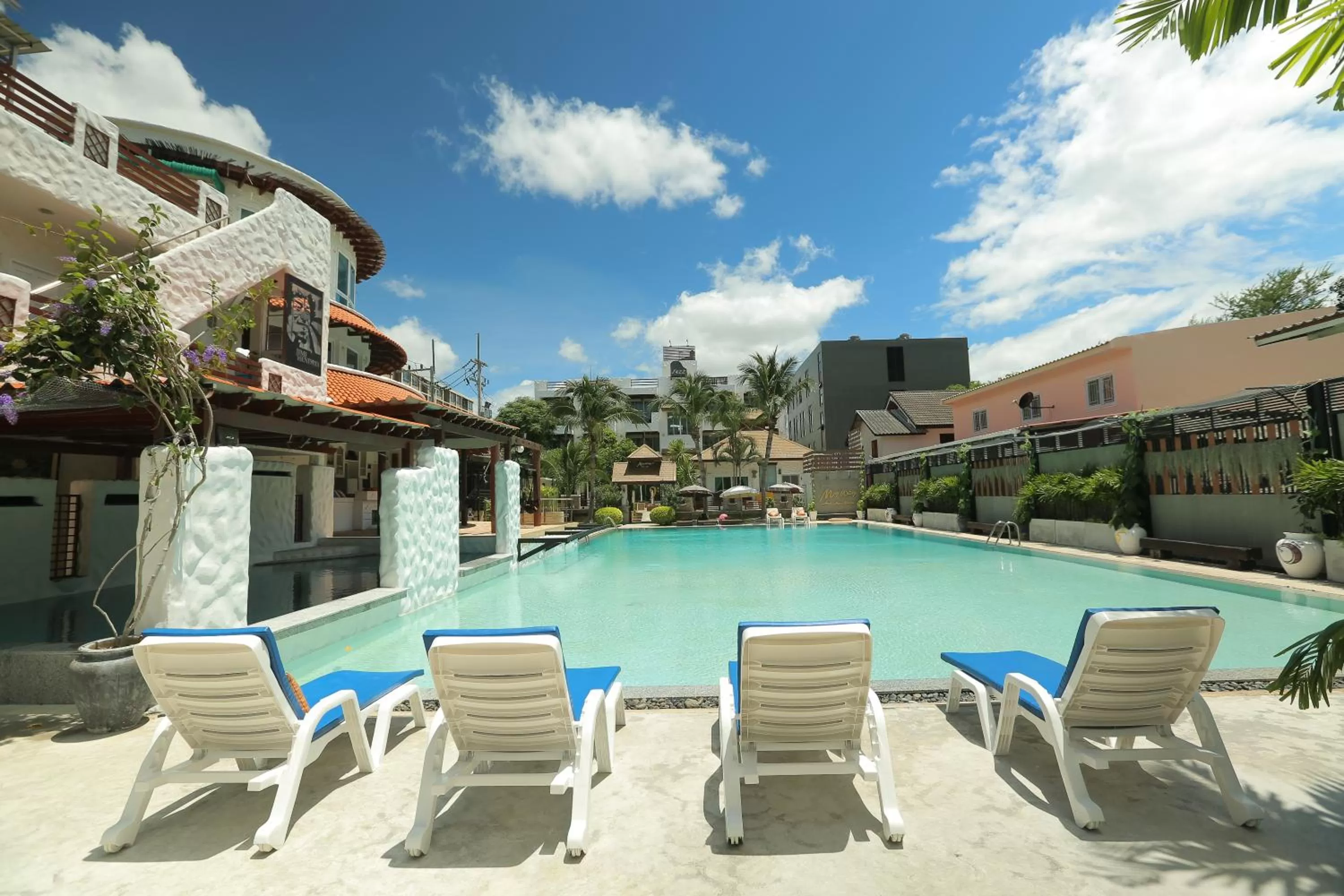 Swimming pool in My Way Hua Hin Music Hotel SHA Extra Plus