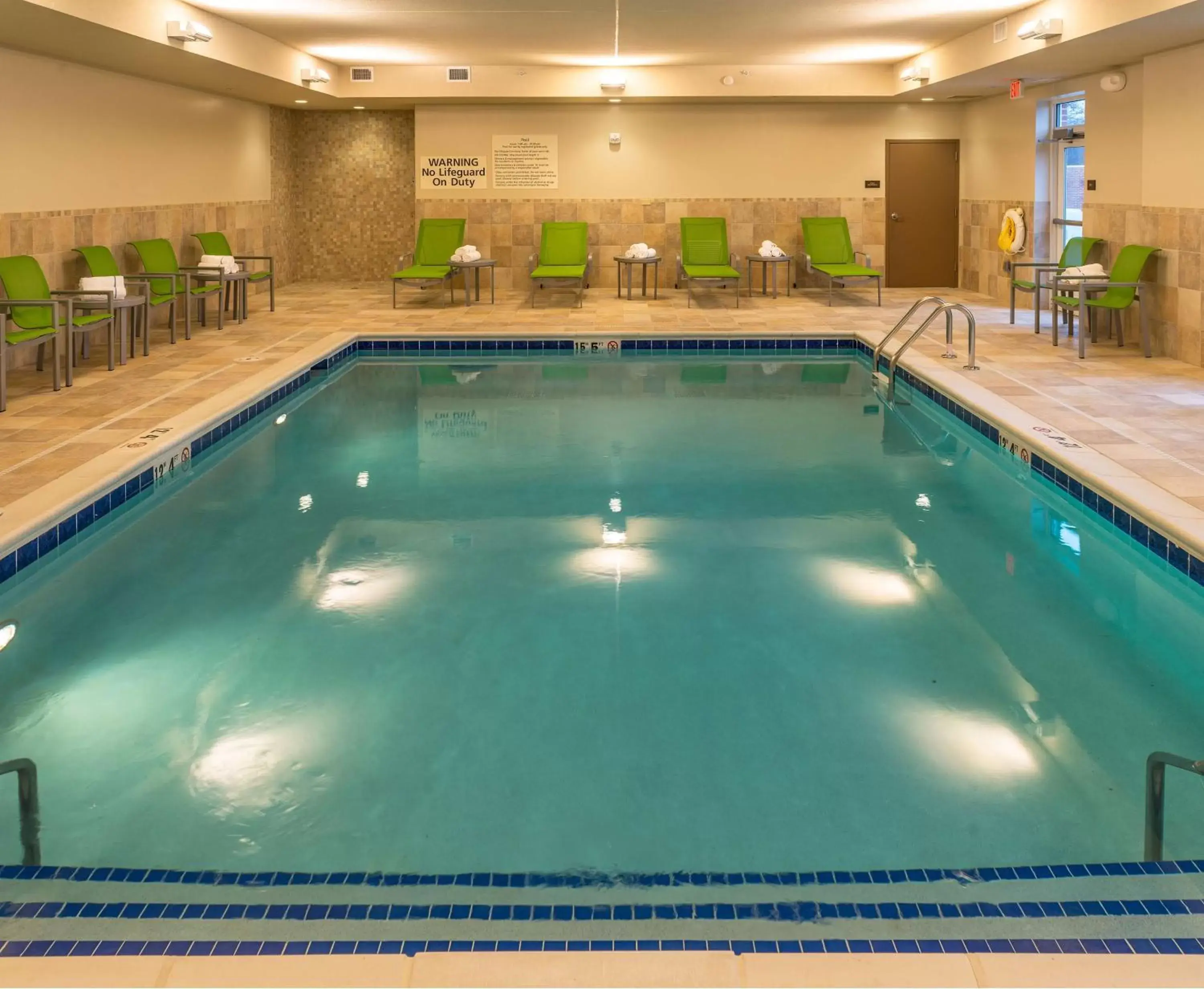 Pool view, Swimming Pool in Hampton Inn & Suites New Albany Columbus