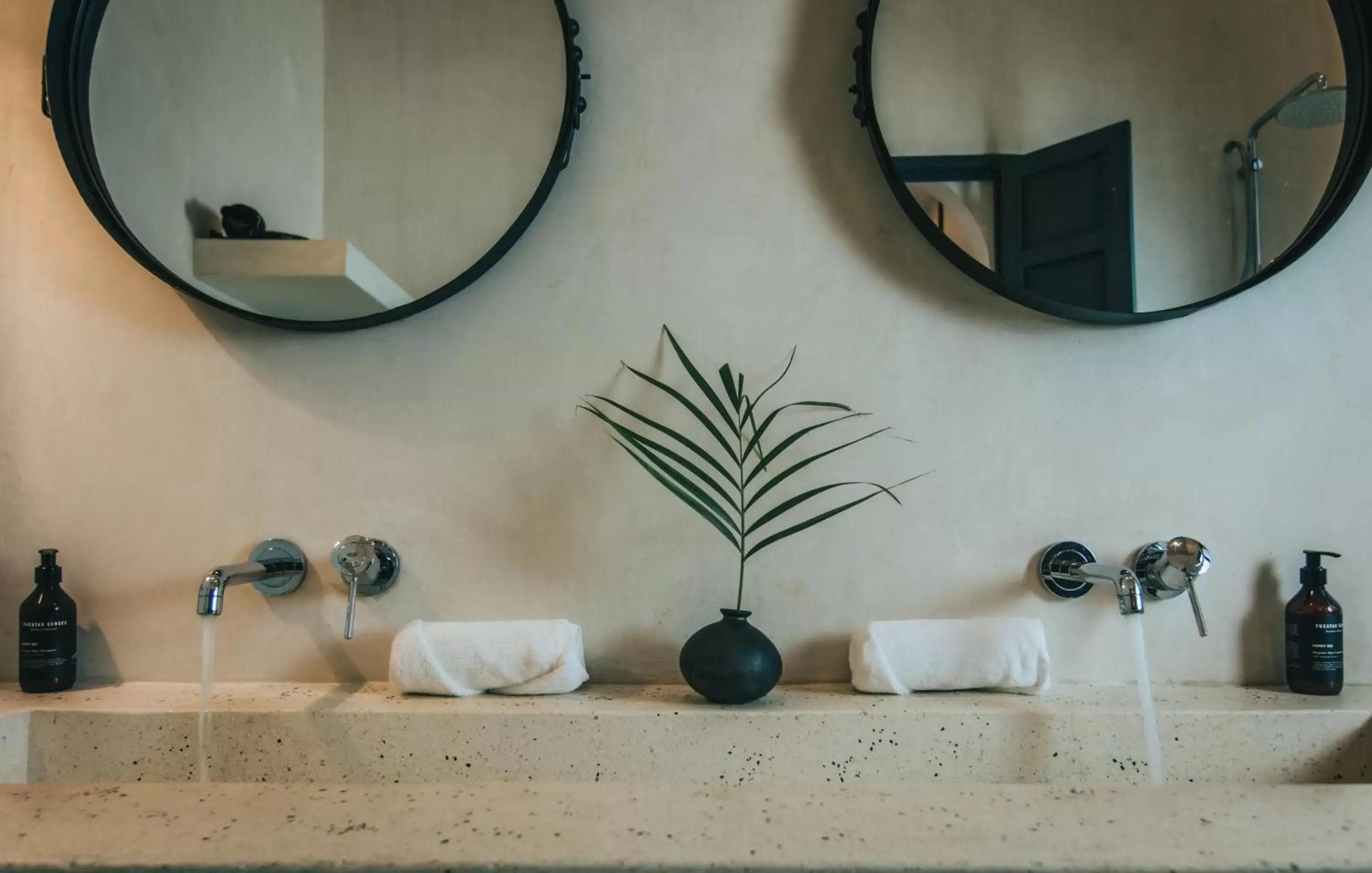 Bathroom in Ambre & Epices Jungle Hotel & Spa