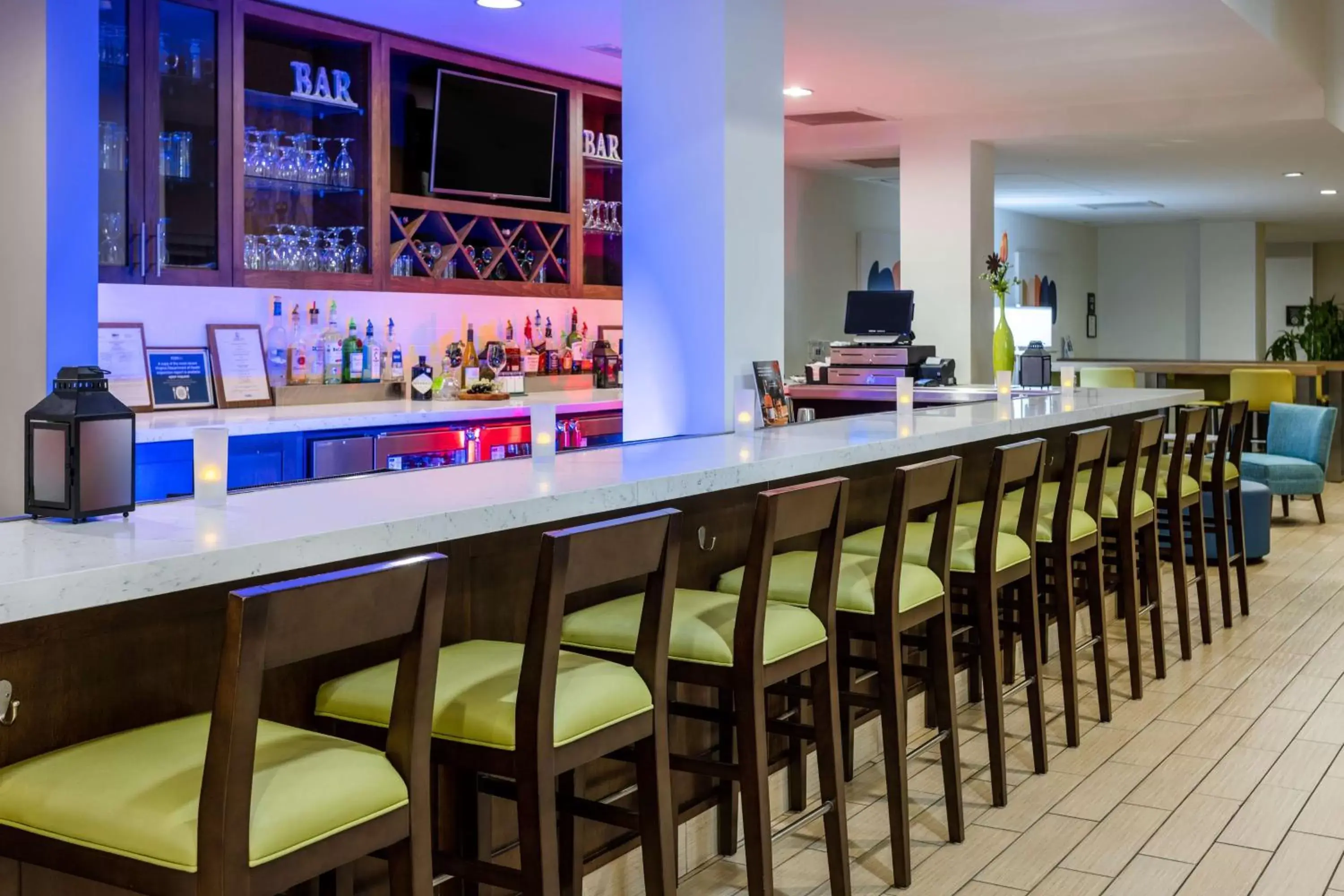 Lounge or bar, Lounge/Bar in Hilton Garden Inn Roanoke