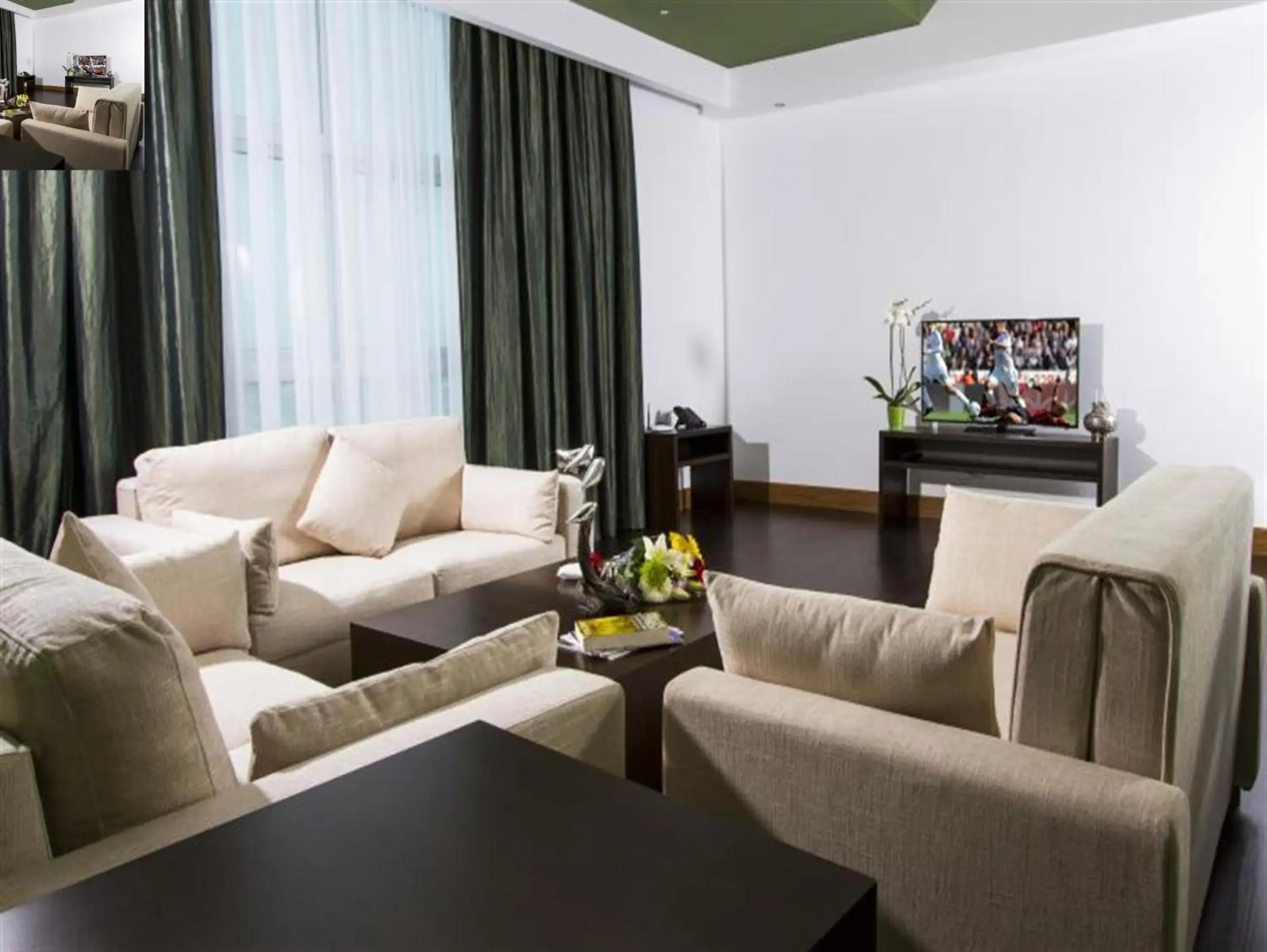 Seating Area in Blaire Executive Suites