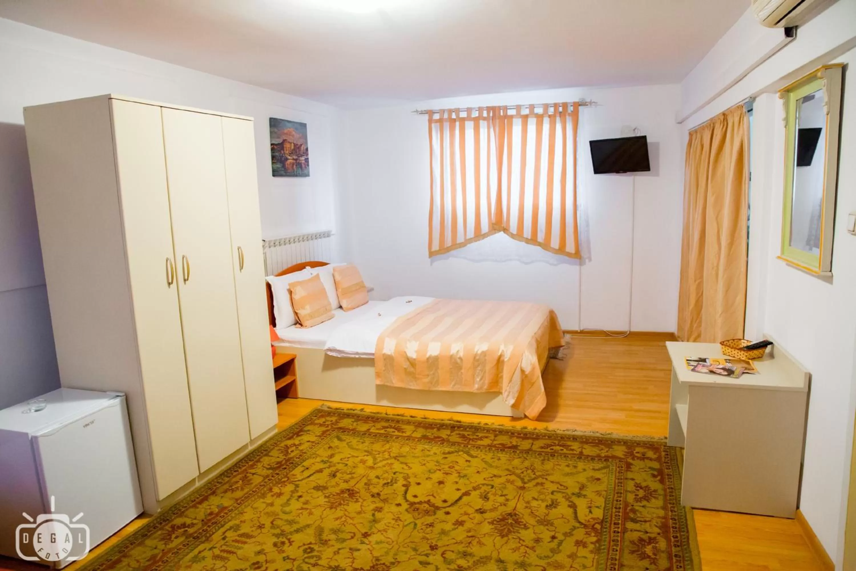 Photo of the whole room, Bed in Villa Tamara