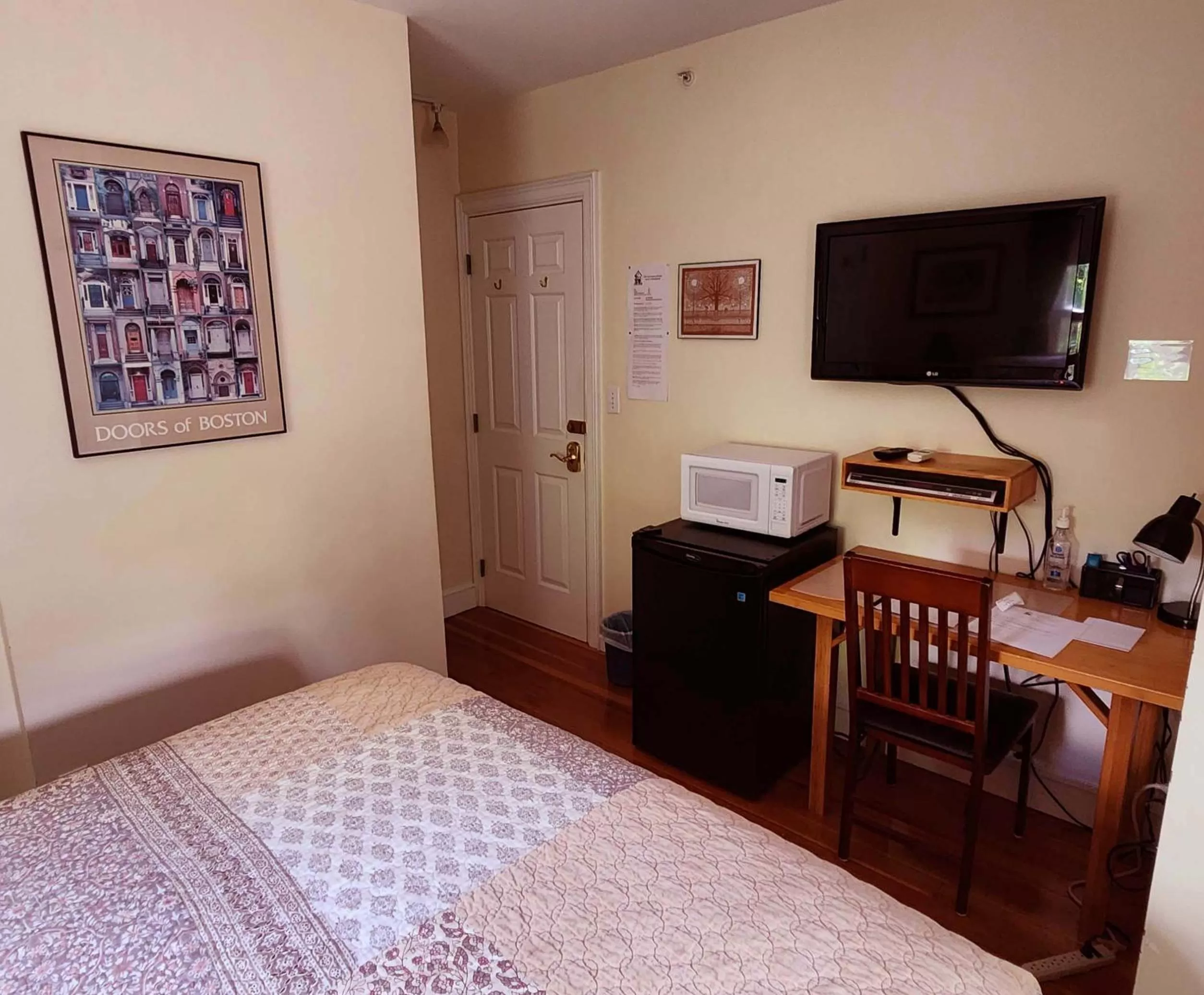 Bed in The Morrison House Bed and Breakfast