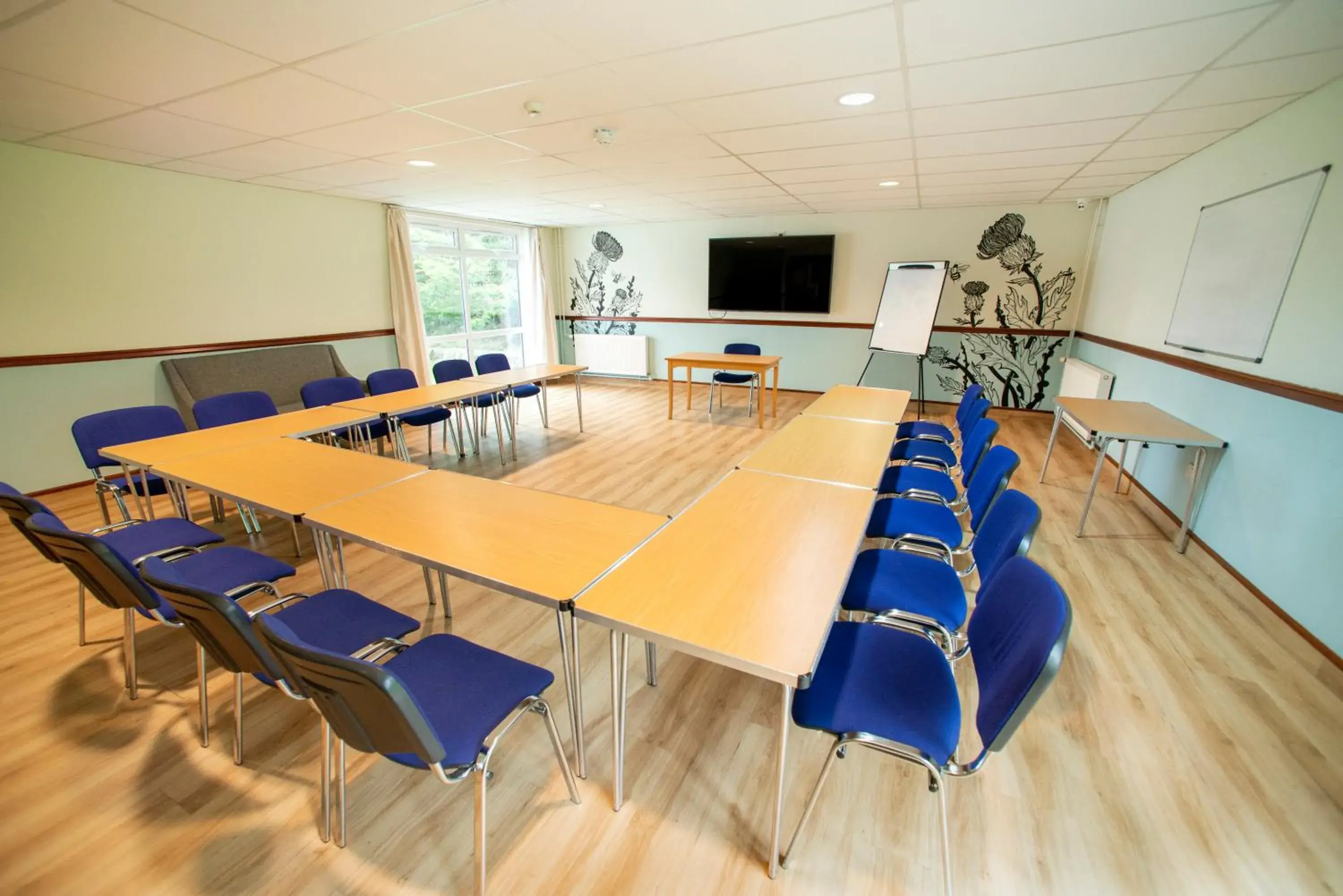 Meeting/conference room in Inverness Youth Hostel