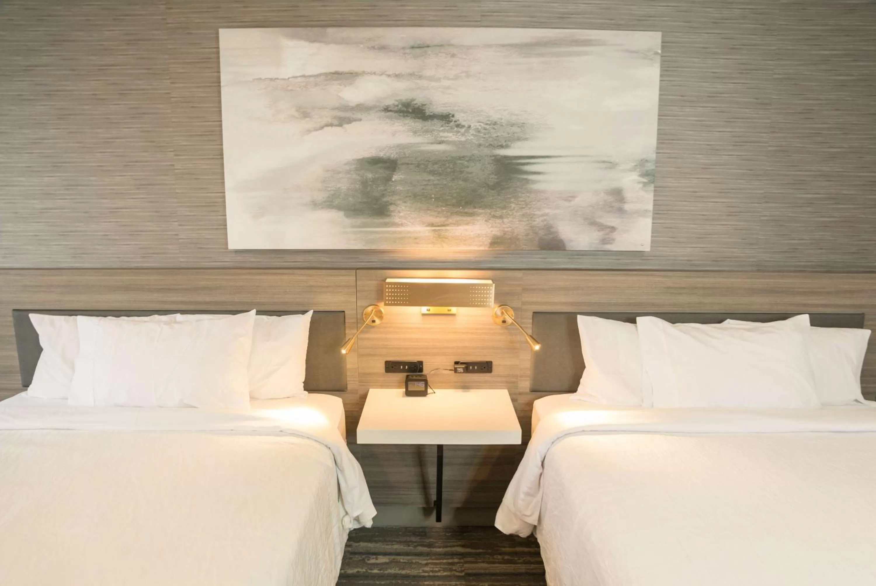 Bed in Hilton Garden Inn Montebello / Los Angeles