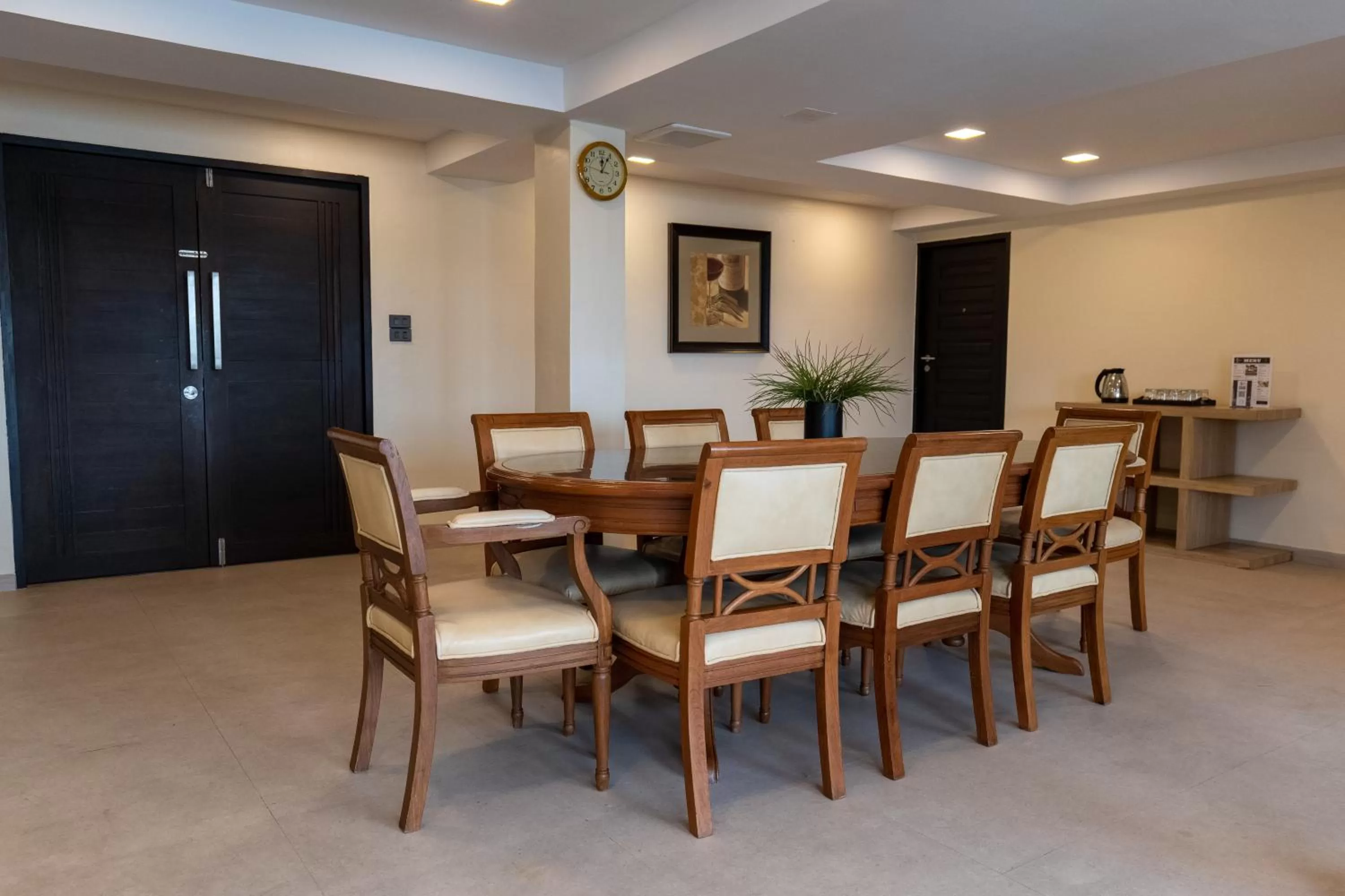 Dining area in Anandpura Riverside Hotel