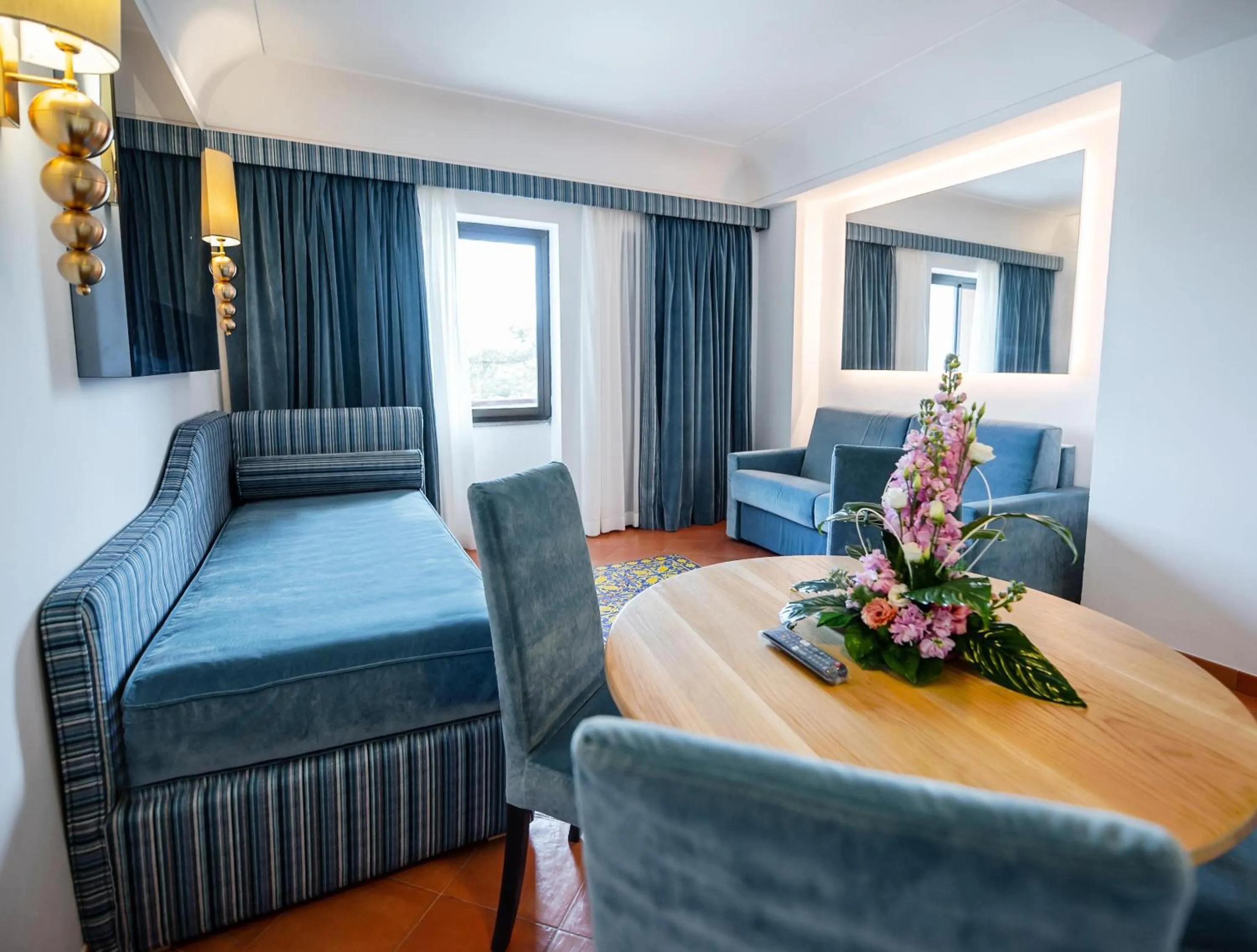 Living room, Bed in Hotel Oasi Di Kufra