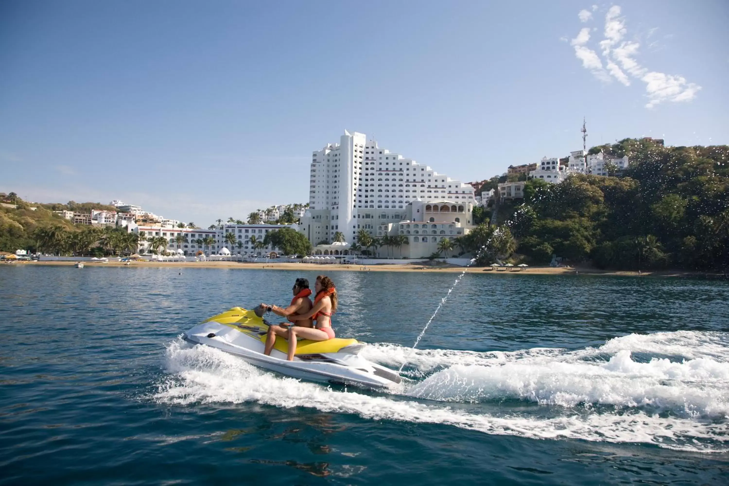 Skiing, Canoeing in Tesoro Manzanillo All Inclusive