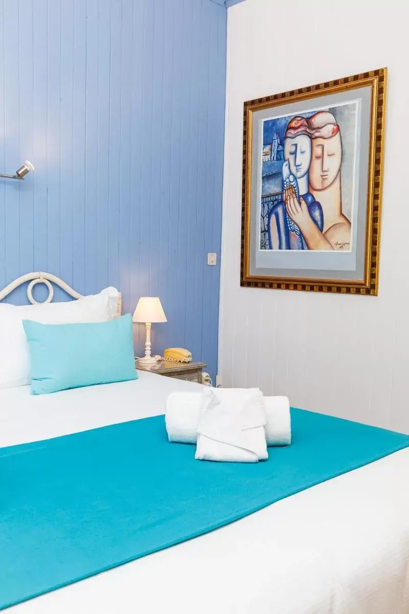 Bed in Hôtel Les Liserons de Mougins Bed in Hôtel Les Liserons de Mougins