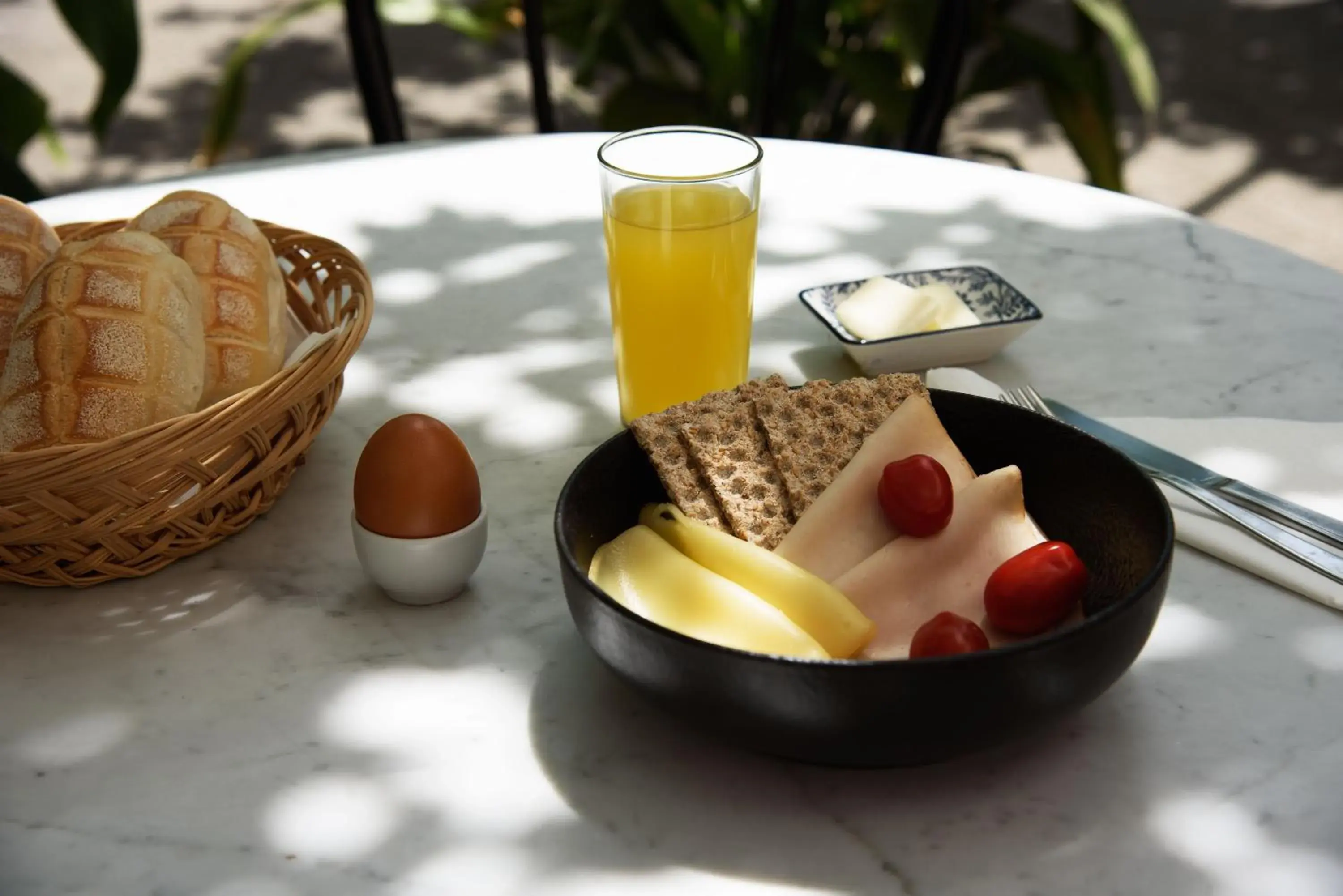 Breakfast in Hotel Calypso