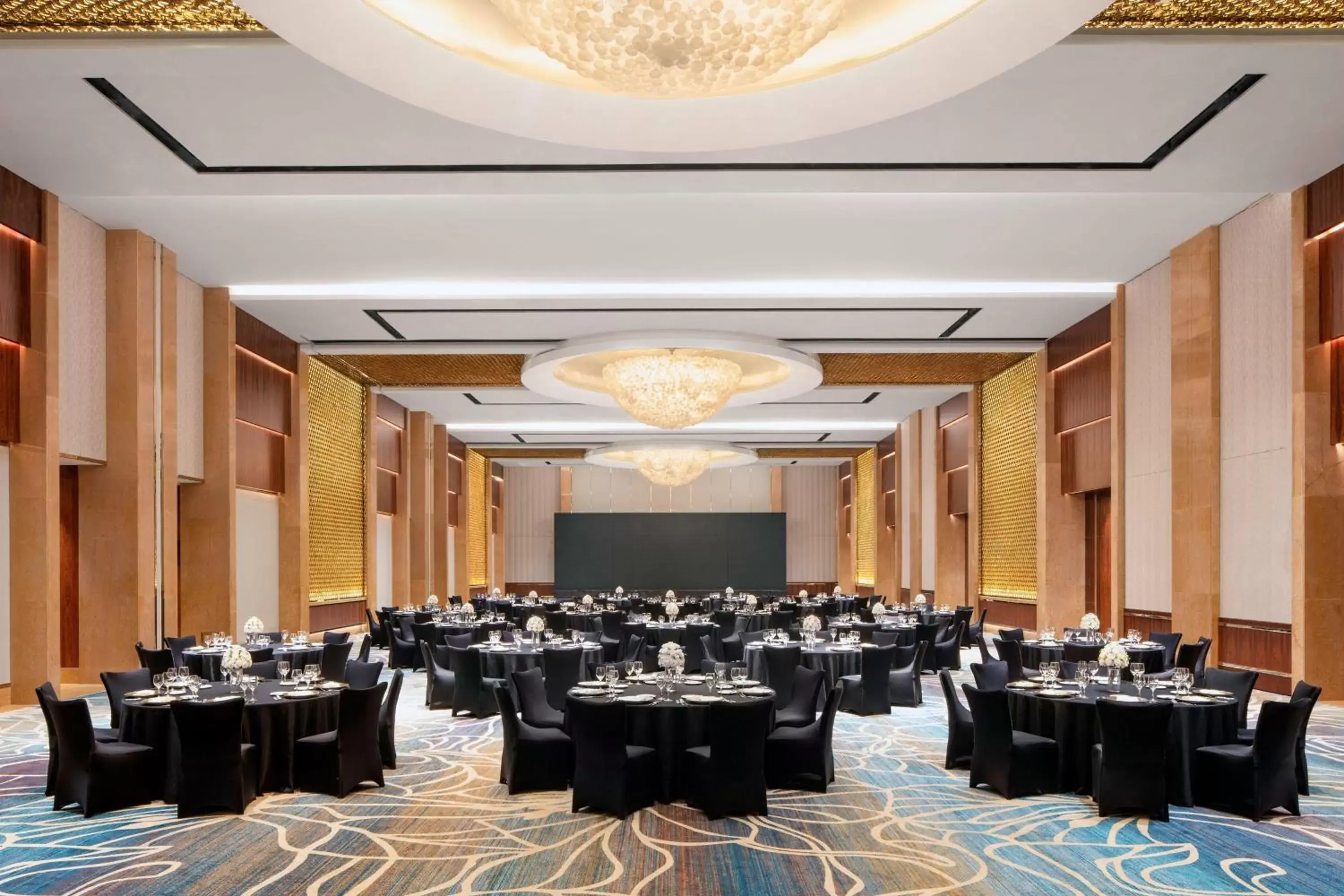 Meeting/conference room in Sheraton Grand Shanghai Pudong Hotel & Residences