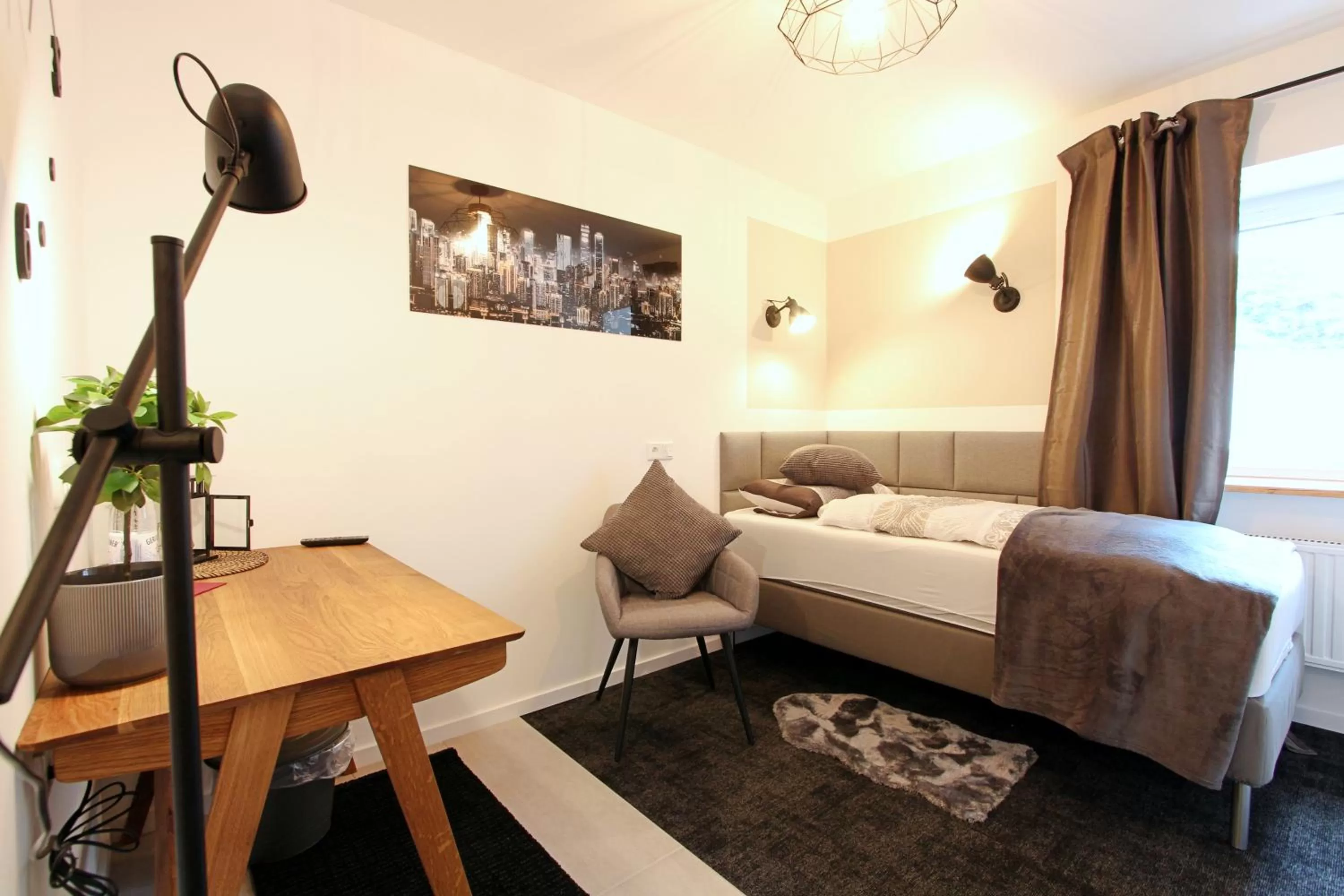 Bed in Hotel Burgblick