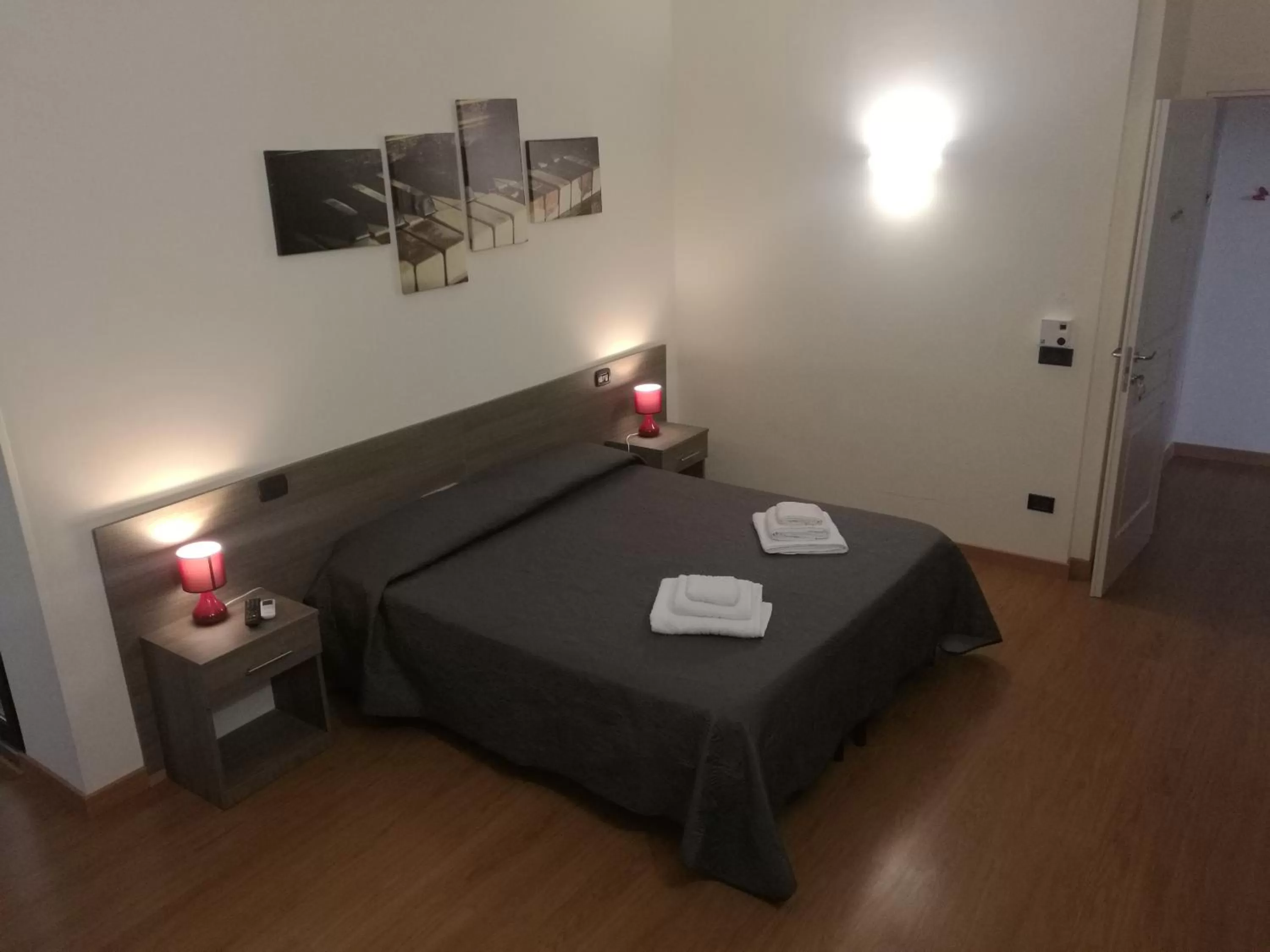 Superior Family Room in Opera B&B