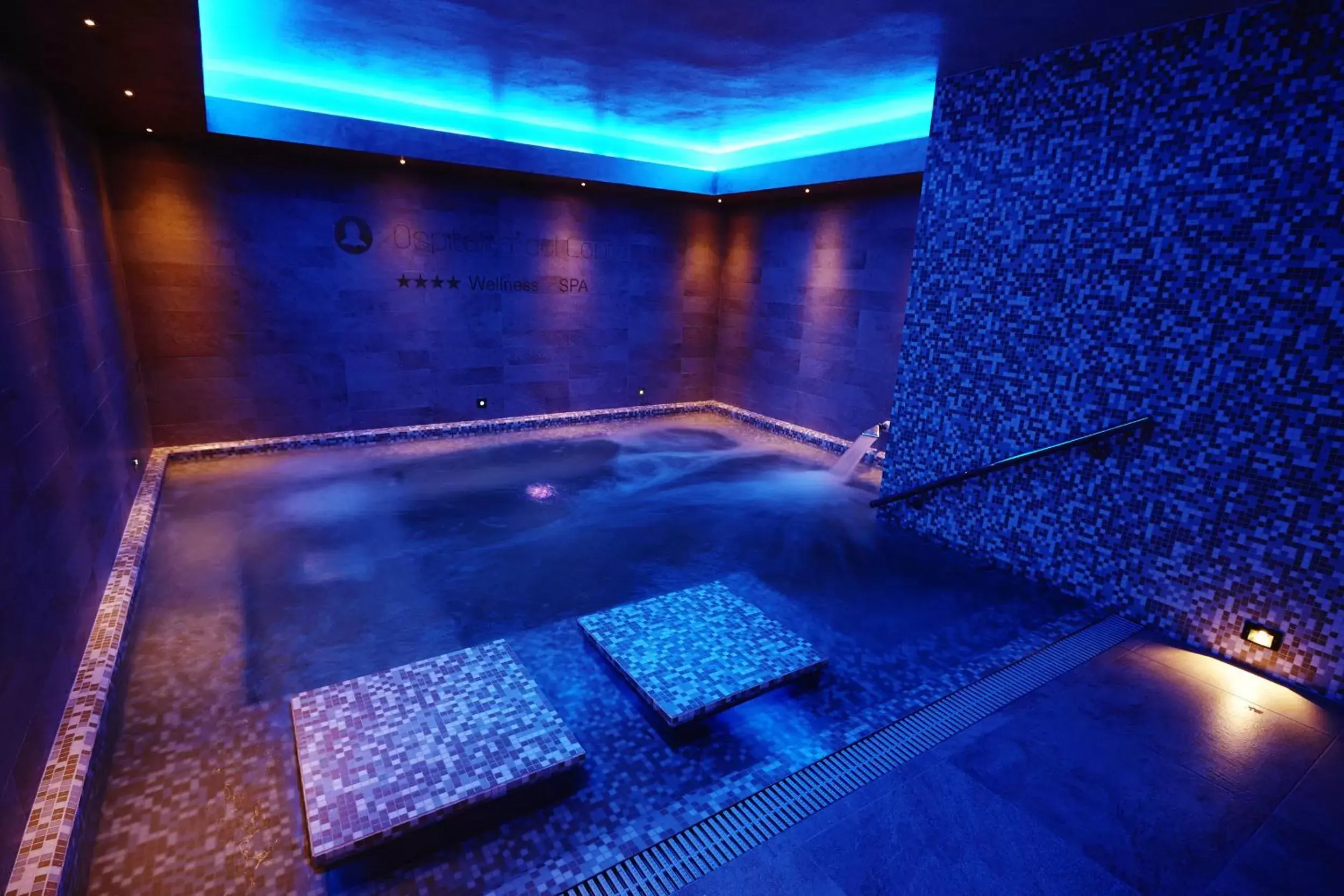 Hot Tub, Swimming Pool in Tramas - Ospitalita' del Conte Hotel & Spa