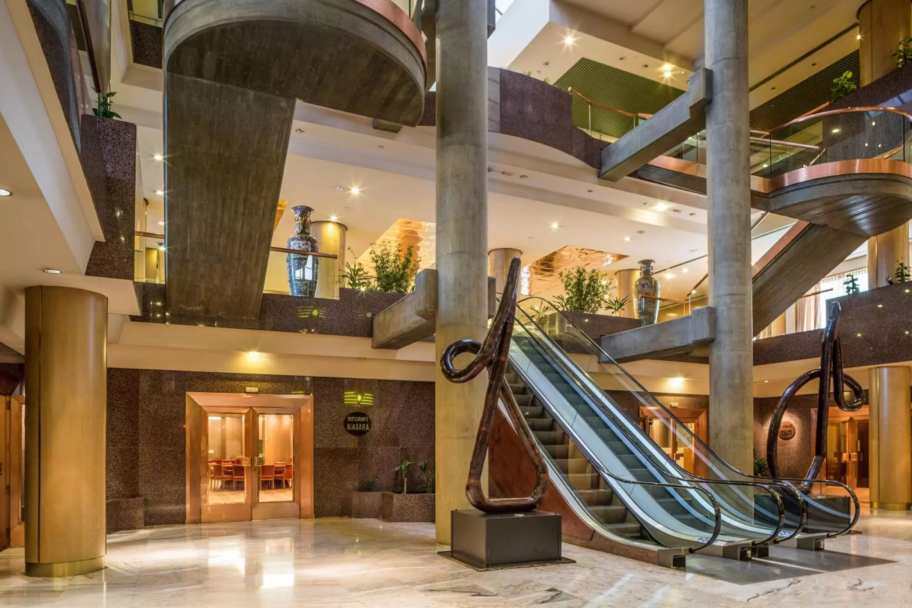 Lobby or reception in Exe Boston Lobby or reception in Exe Boston