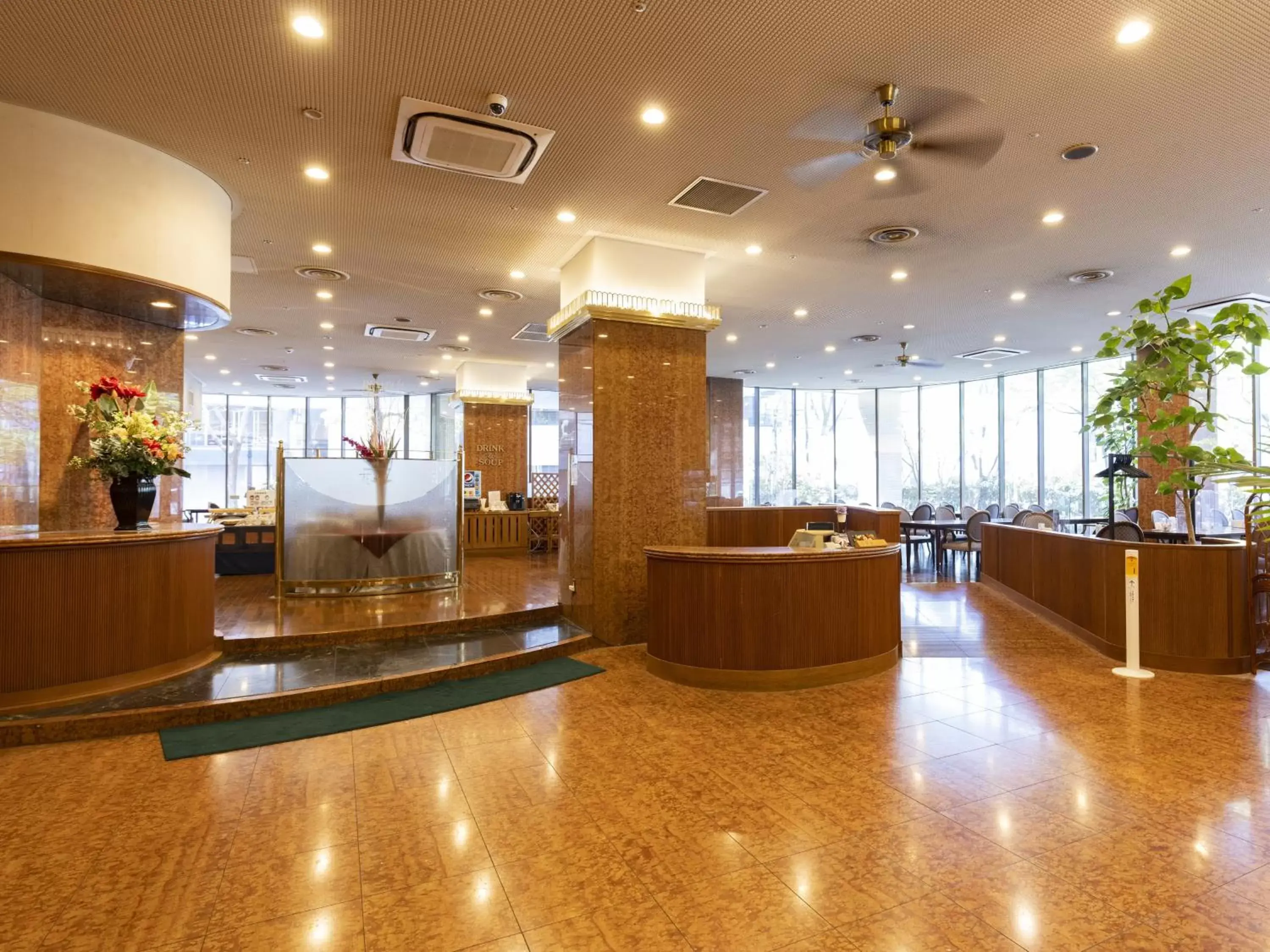 Restaurant/places to eat in Ark Hotel Royal Fukuoka Tenjin -ROUTE INN HOTELS-