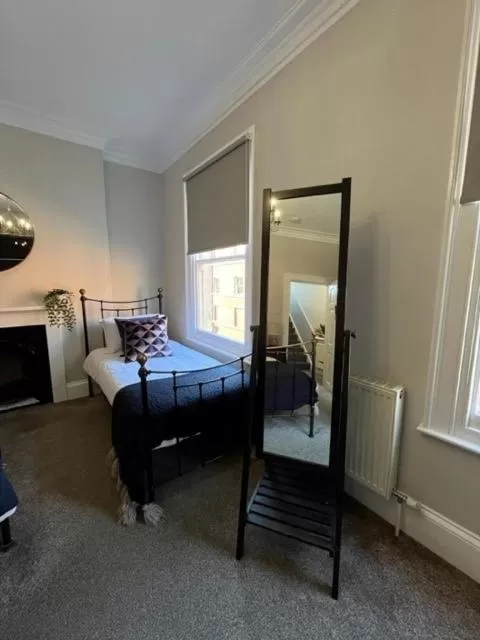 Bed in Goodramgate Apartments