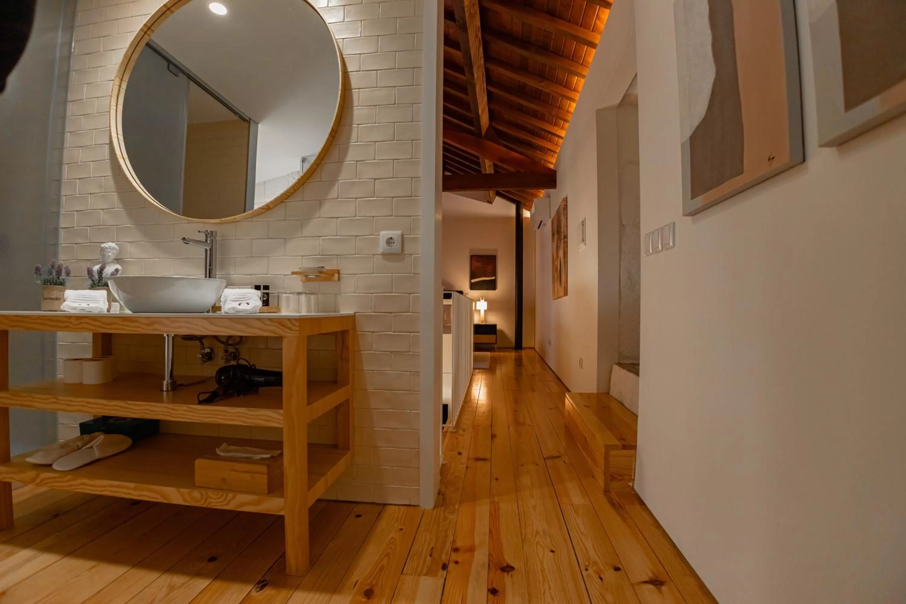 TV/Entertainment Center in Quinta da Corredoura, Hotel Rural