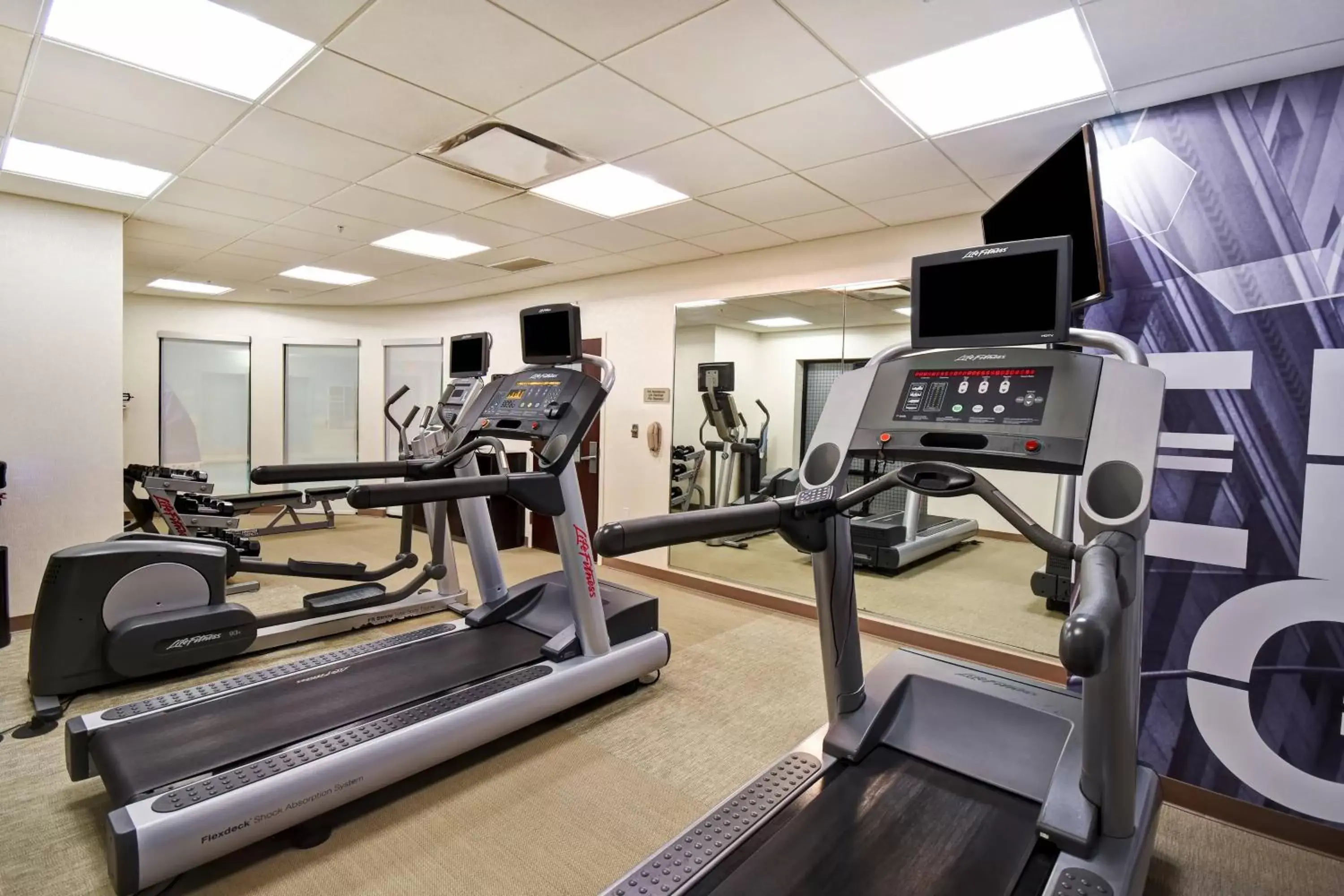 Fitness centre/facilities, Fitness Center/Facilities in SpringHill Suites Louisville Airport